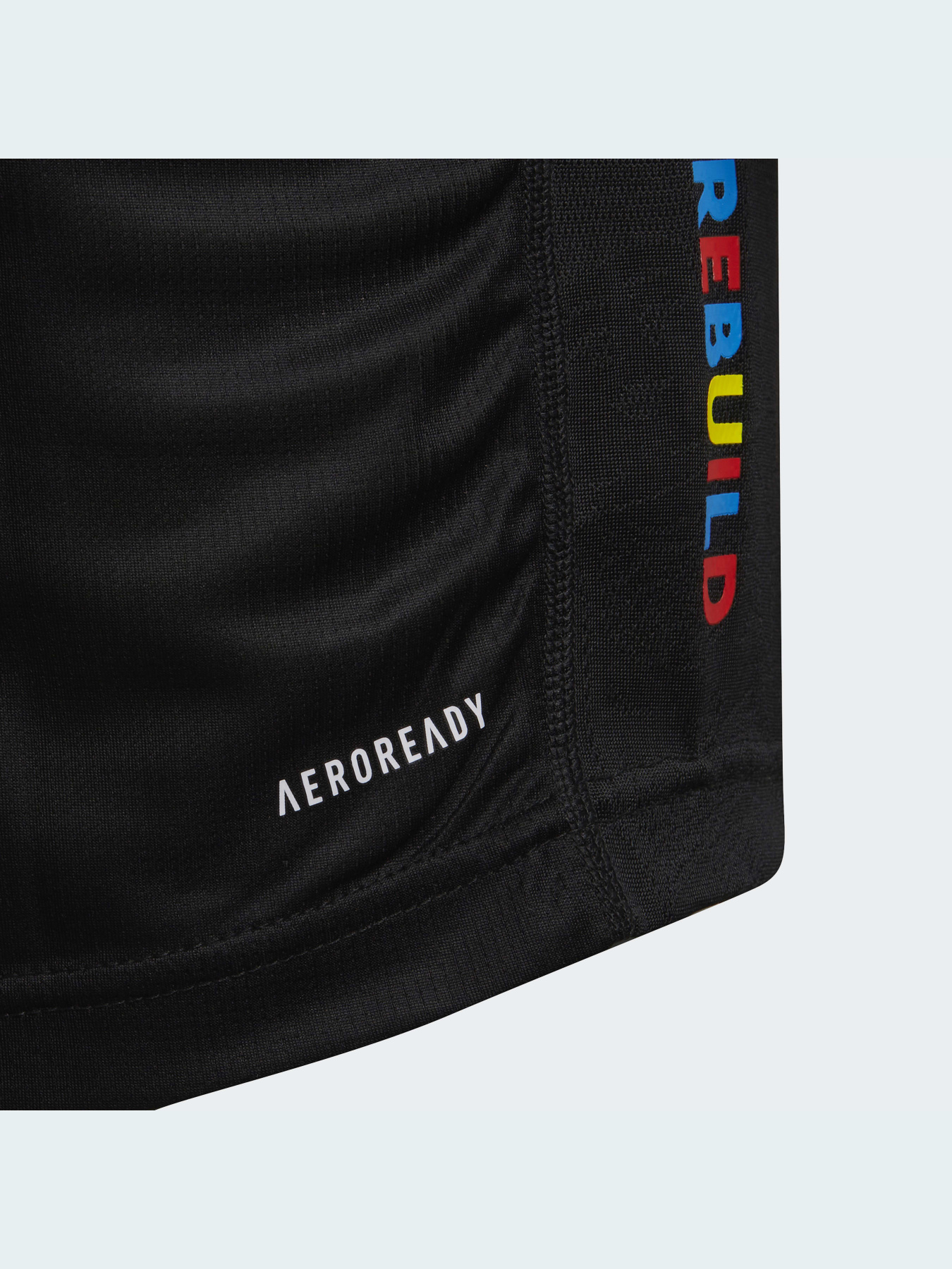 Спортивна футболка Adidas модель HB9879 Спортивна футболка Adidas модель HB9879 Фото