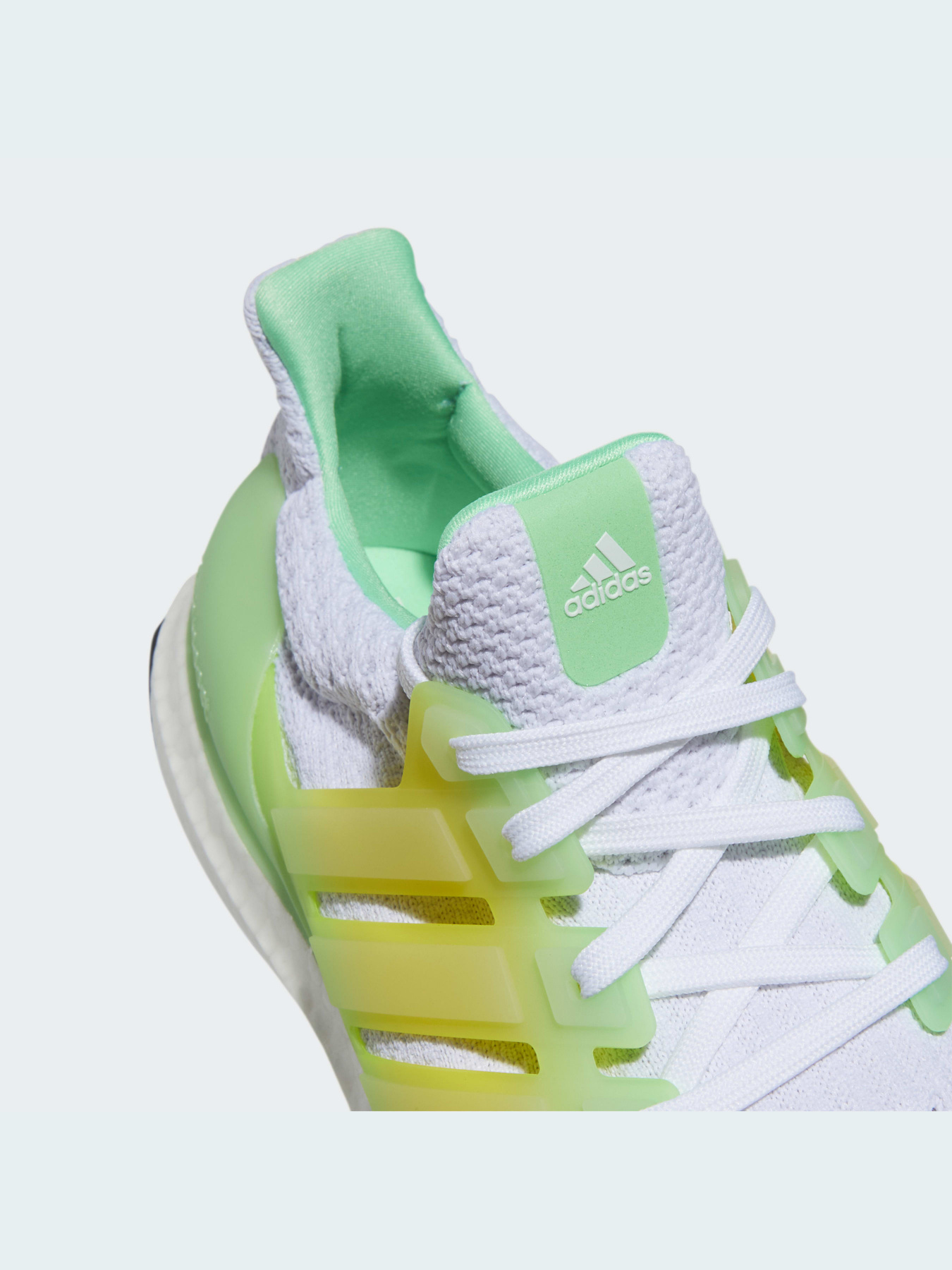 Кроссовки повседневные Adidas Ultraboost модель GV8730 Фото