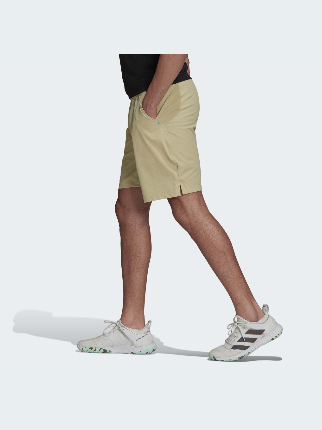 Спортивні шорти Adidas модель HB9152 Фото