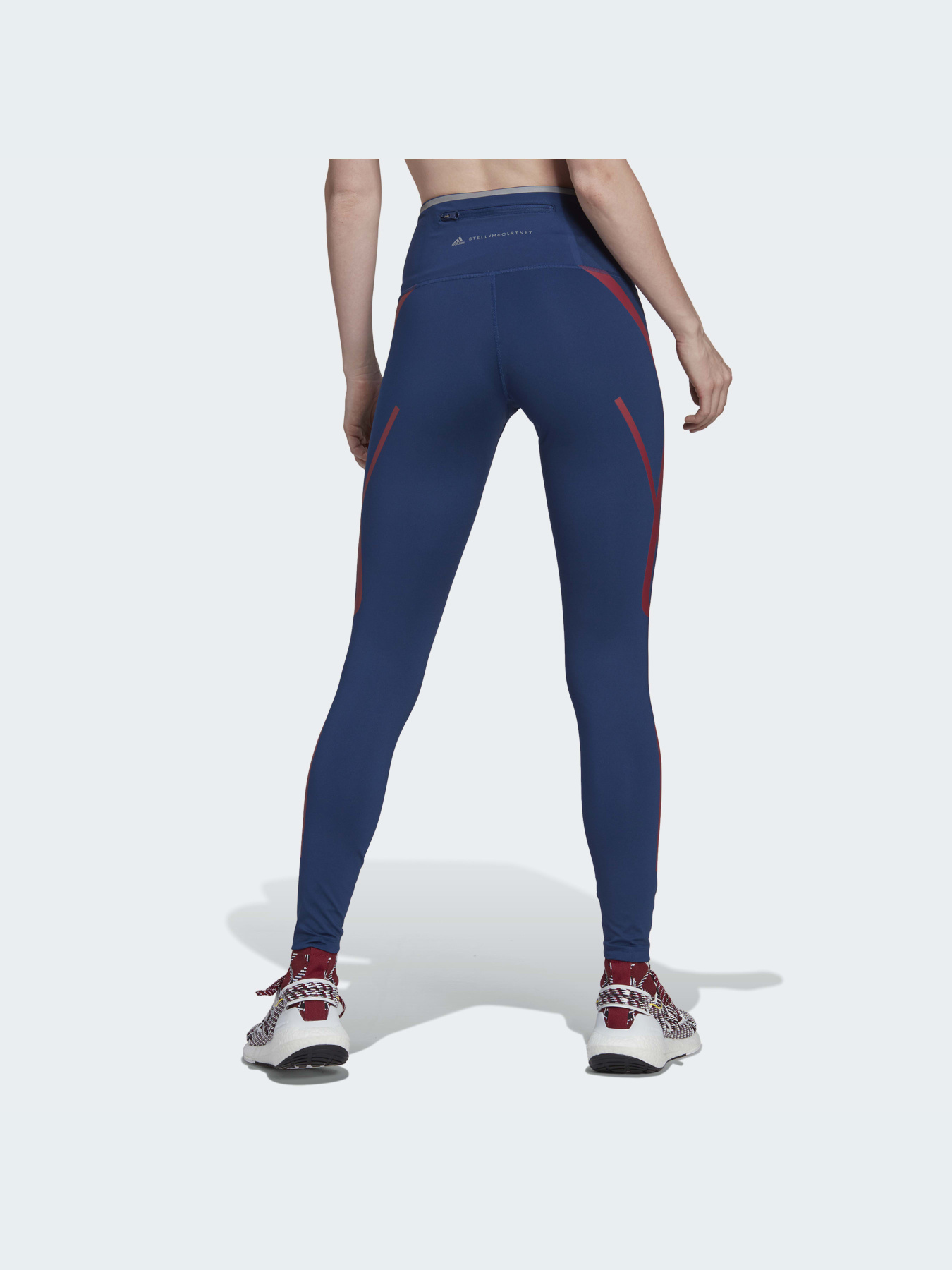 Спортивные леггинсы Adidas модель HI6137 Спортивные леггинсы Adidas модель HI6137 Фото