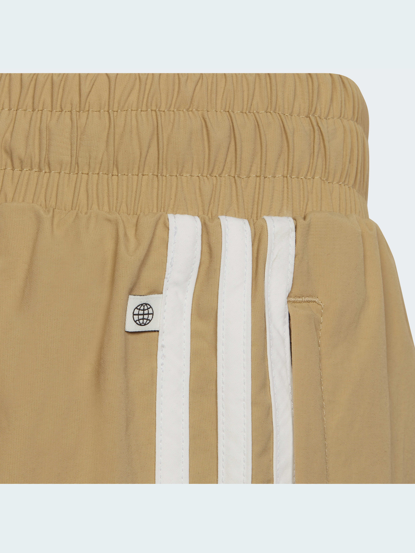 Брюки повседневные Adidas Graphics модель HC4541 Фото