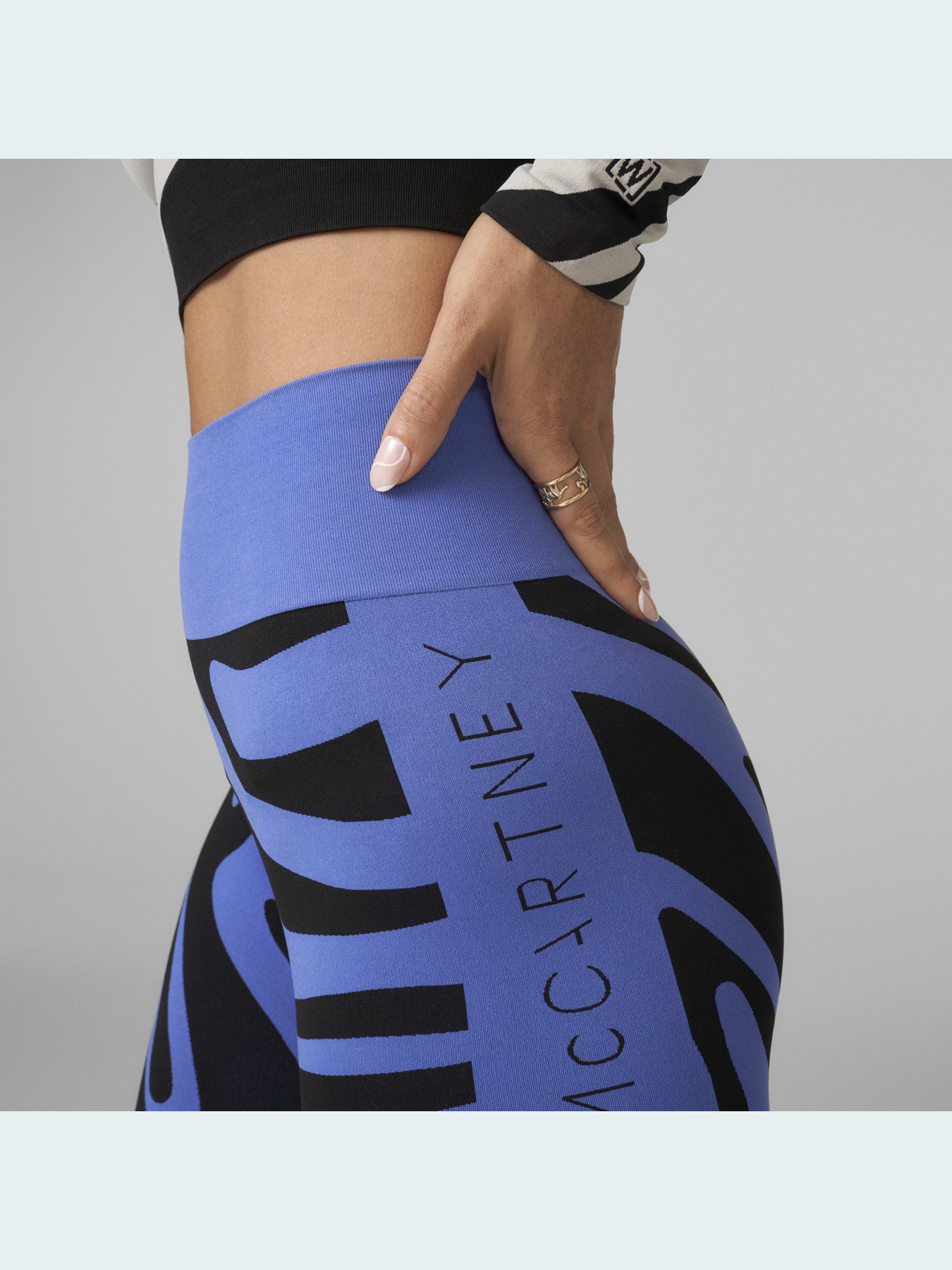 Велосипедки Adidas модель HF3068 Фото