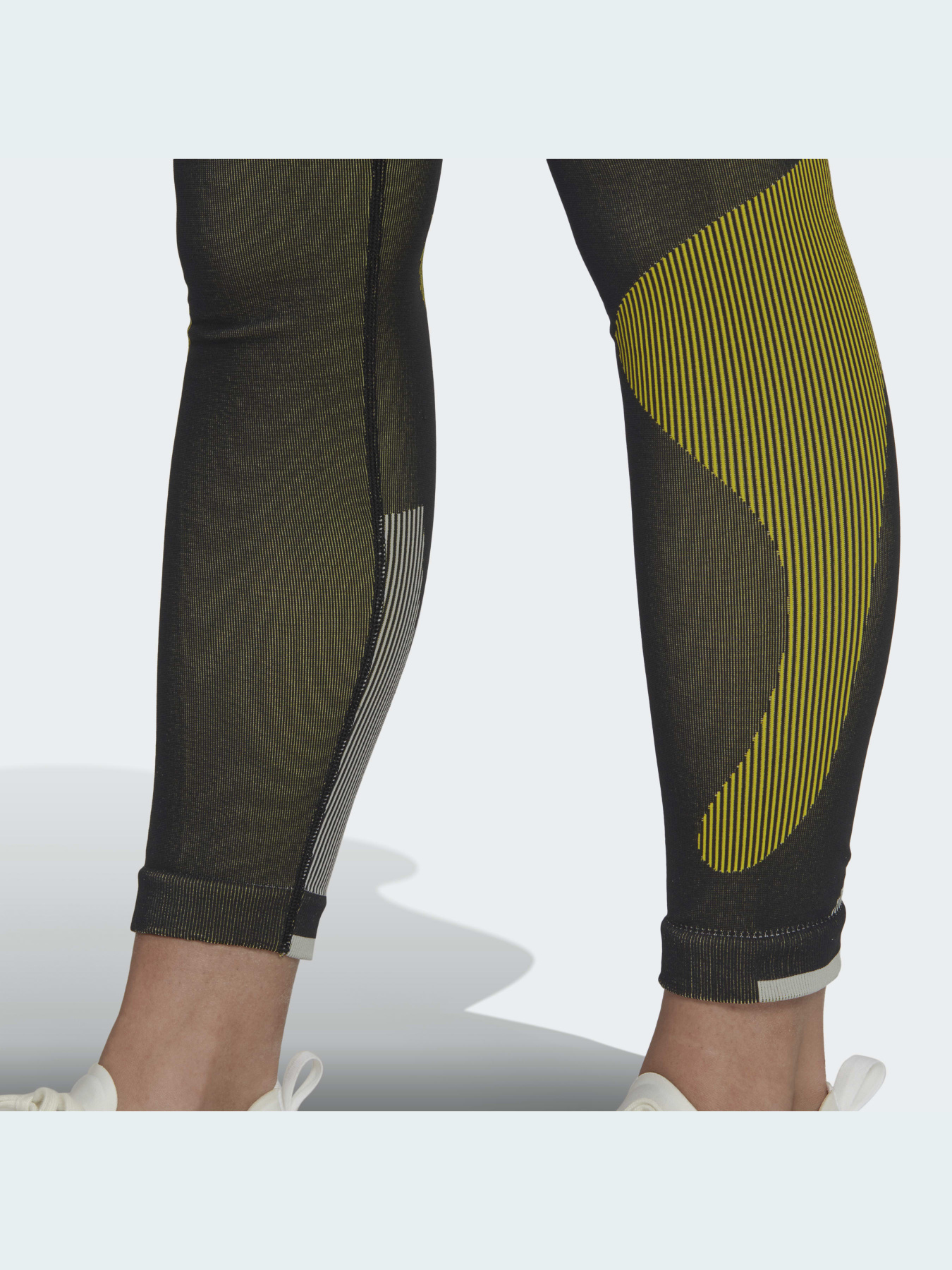 Спортивные леггинсы Adidas модель HG1231 Фото