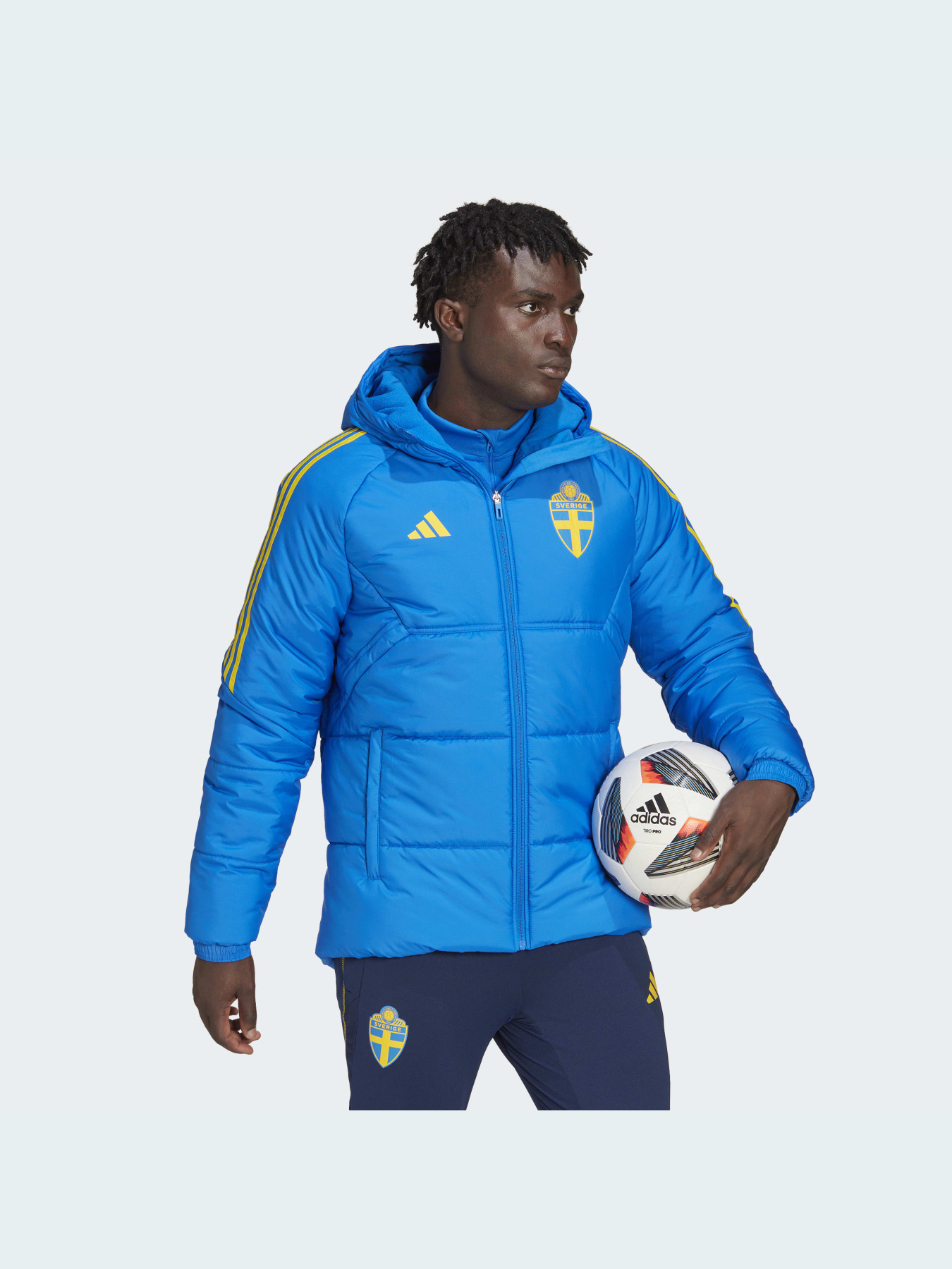 Зимова куртка Adidas Condivo модель HD8986 Зимова куртка Adidas Condivo модель HD8986 Фото