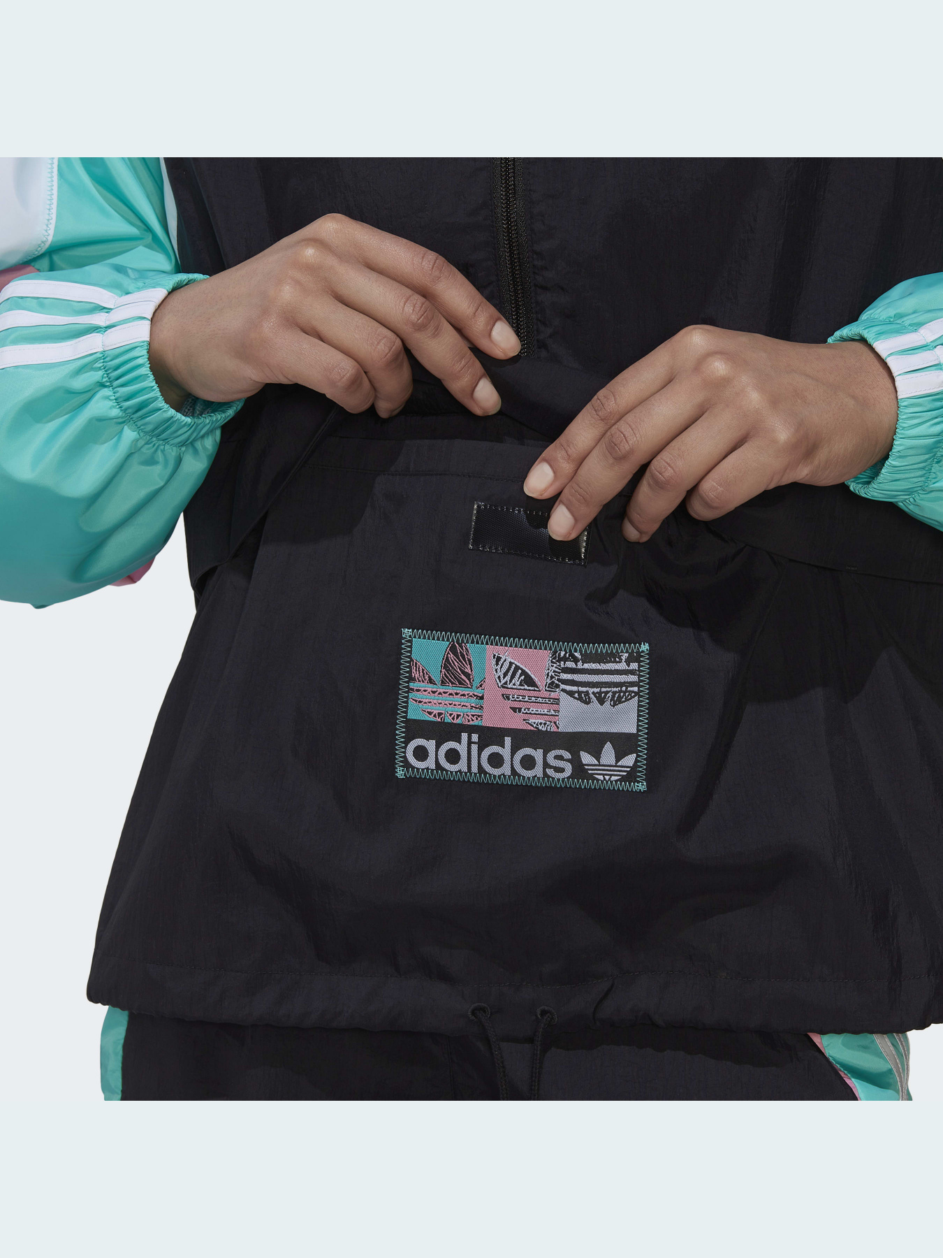 Ветровка Adidas модель HS2627 Фото