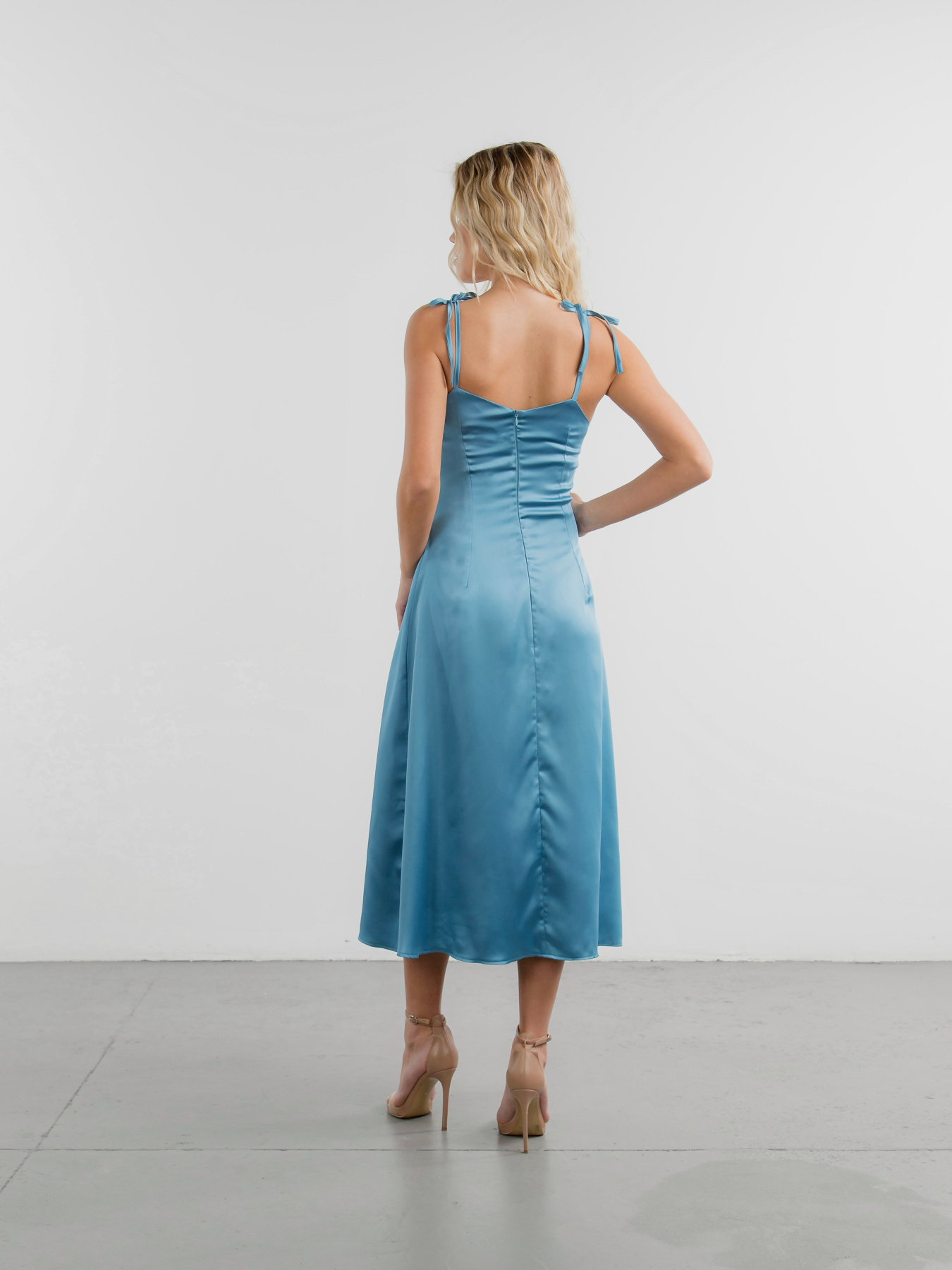 Платье миди Romashka Сінгапур модель 201037405041 Фото