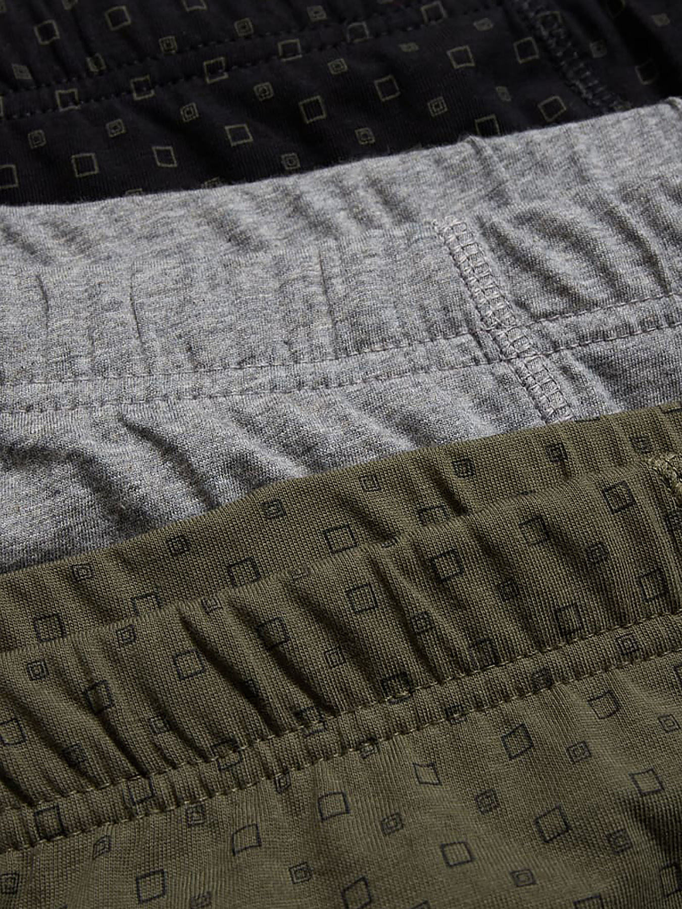 Набор трусов C&A модель 68037 Набор трусов C&A модель 68037 Фото