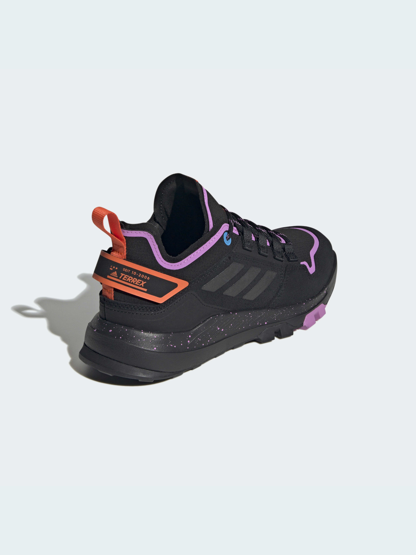 Кроссовки аутдор Adidas модель GY9263 Фото