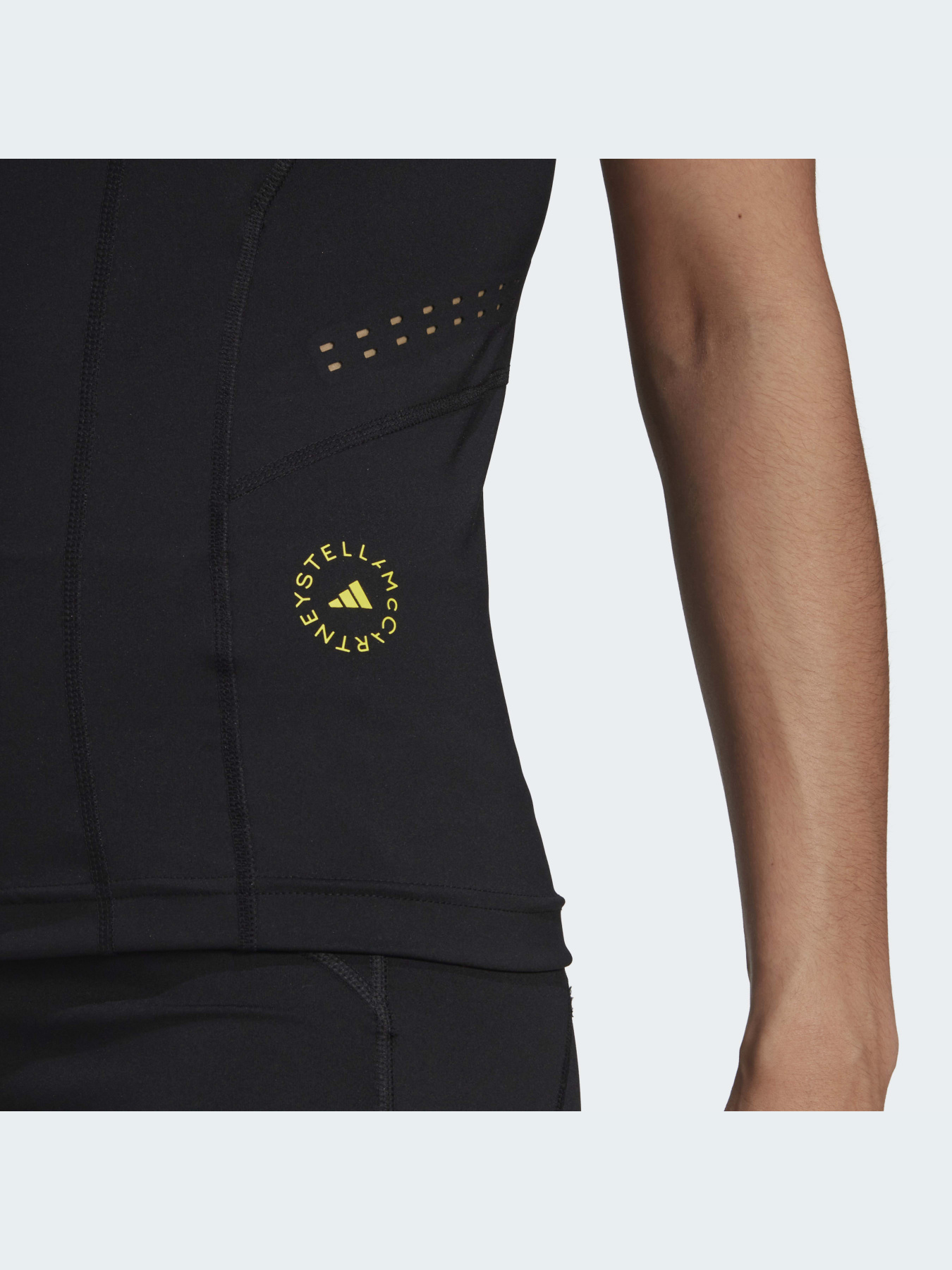 Спортивная майка Adidas модель HI6155 Фото