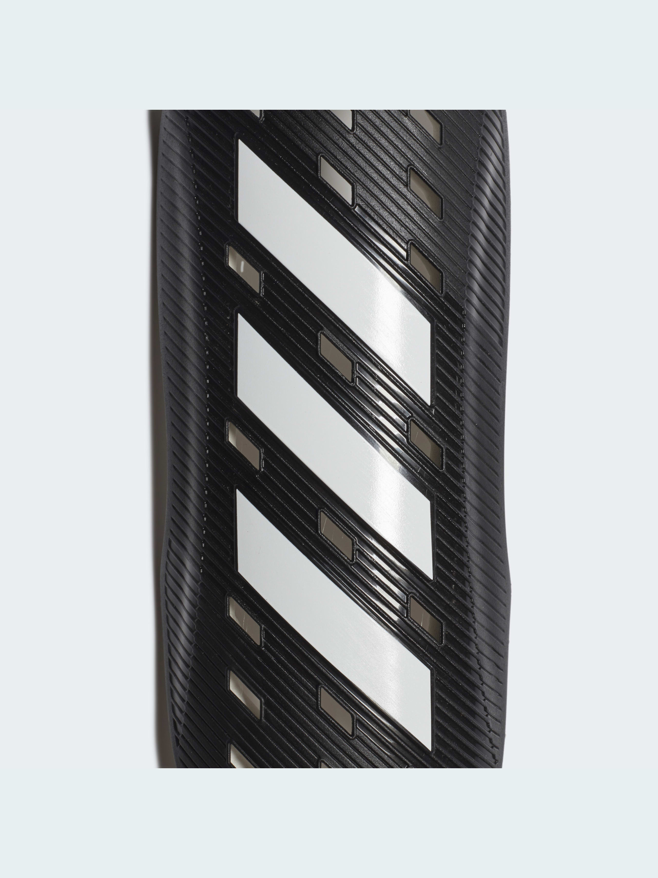 Щитки Adidas Tiro модель GI6387 Фото