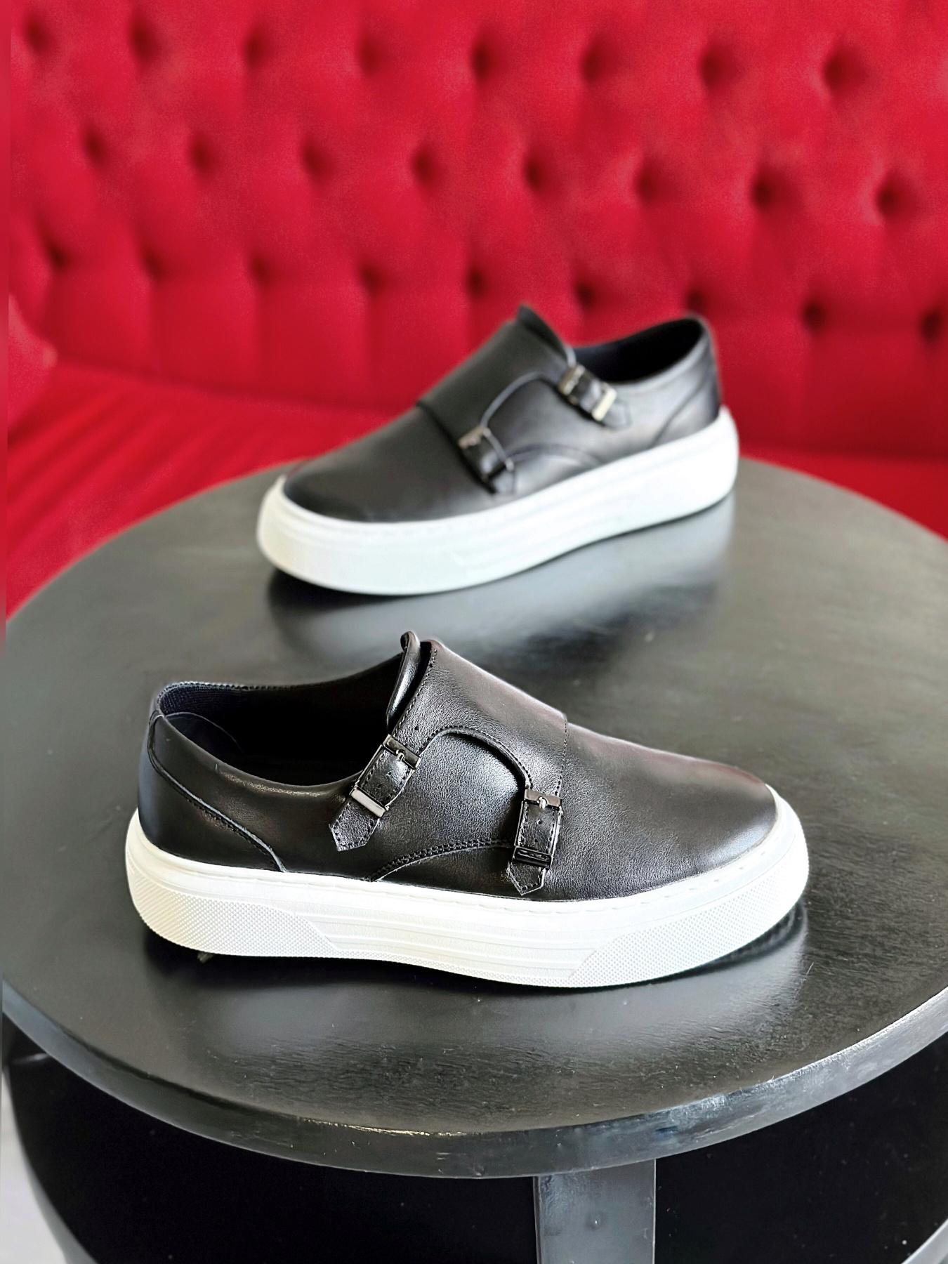 Туфлі Legessy модель MONKS_BW Фото