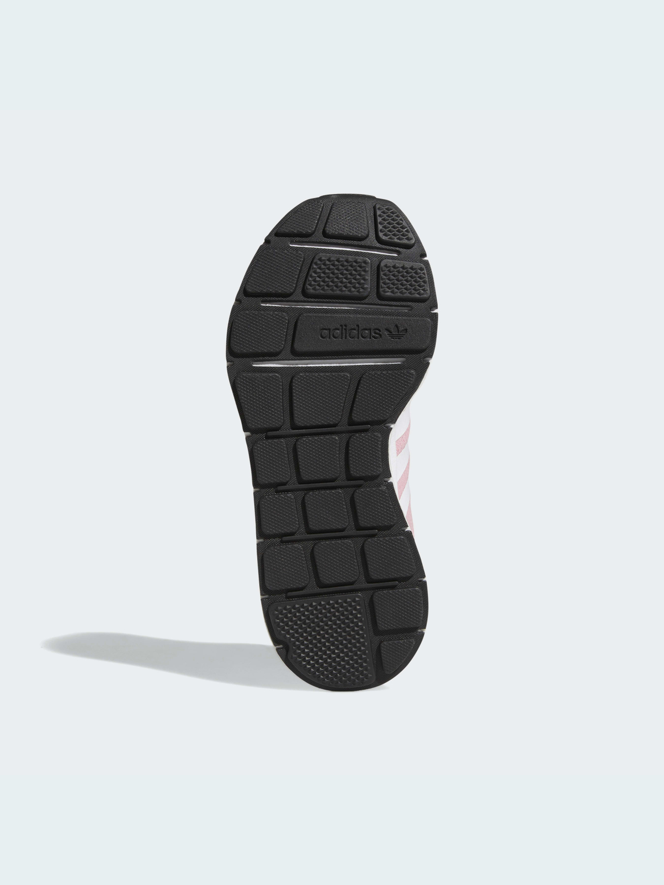 Кросівки повсякденні Adidas Swift модель FY2148 Фото