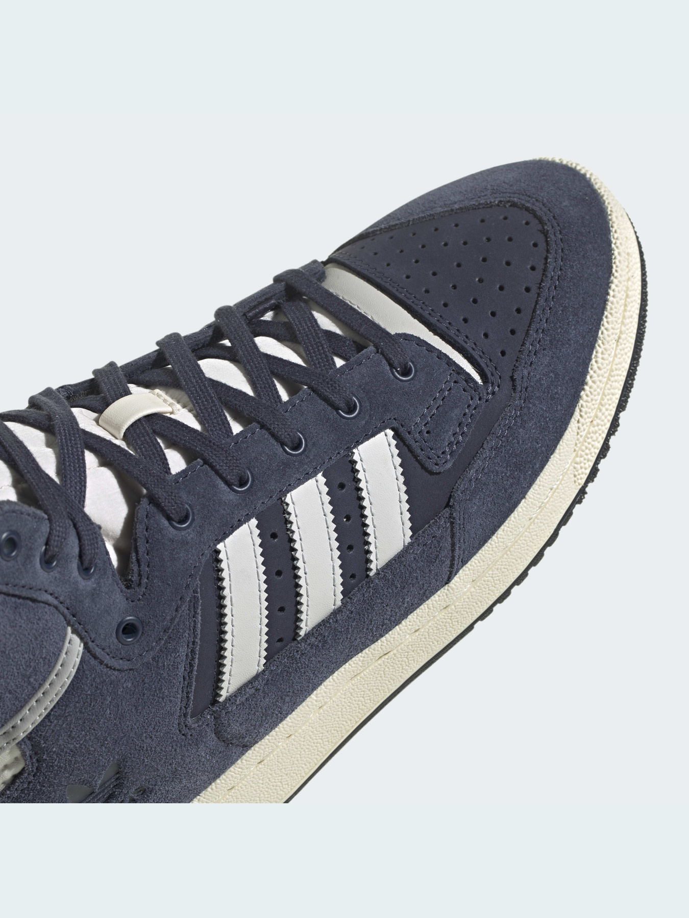 Кроссовки Adidas модель FZ5992 Фото