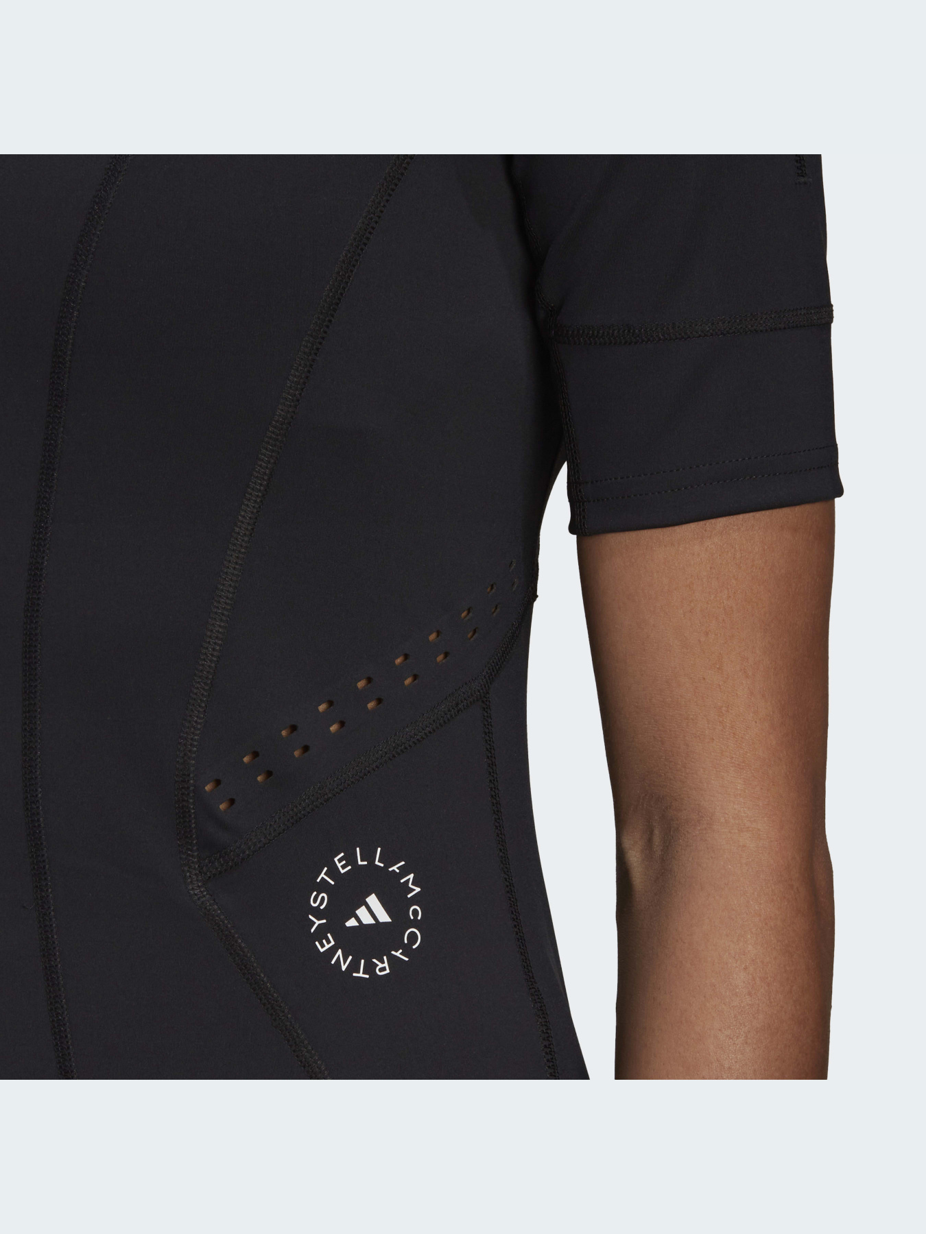 Футболка спортивна Adidas модель HD9103 Футболка спортивна Adidas модель HD9103 Фото