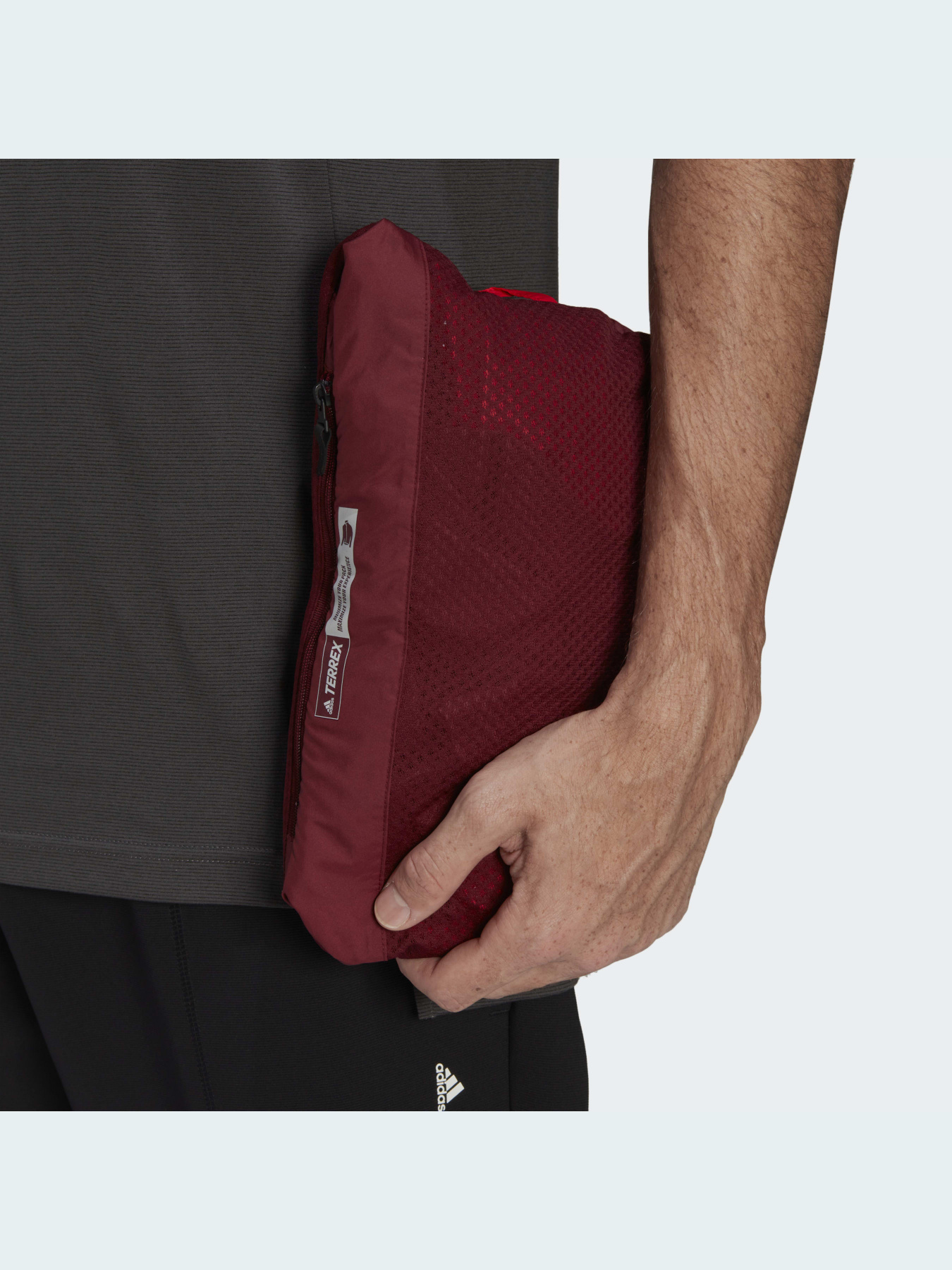 Ветровка Adidas модель H53404 Фото