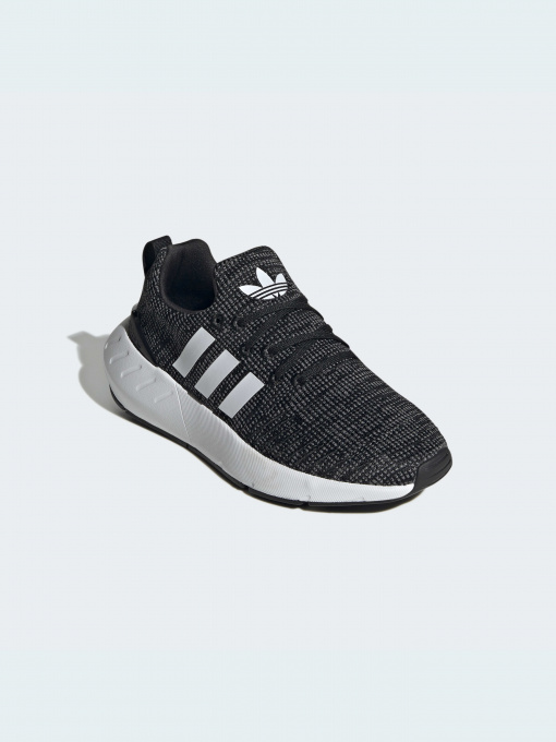 Кросівки Adidas Swift модель GW8176 Фото