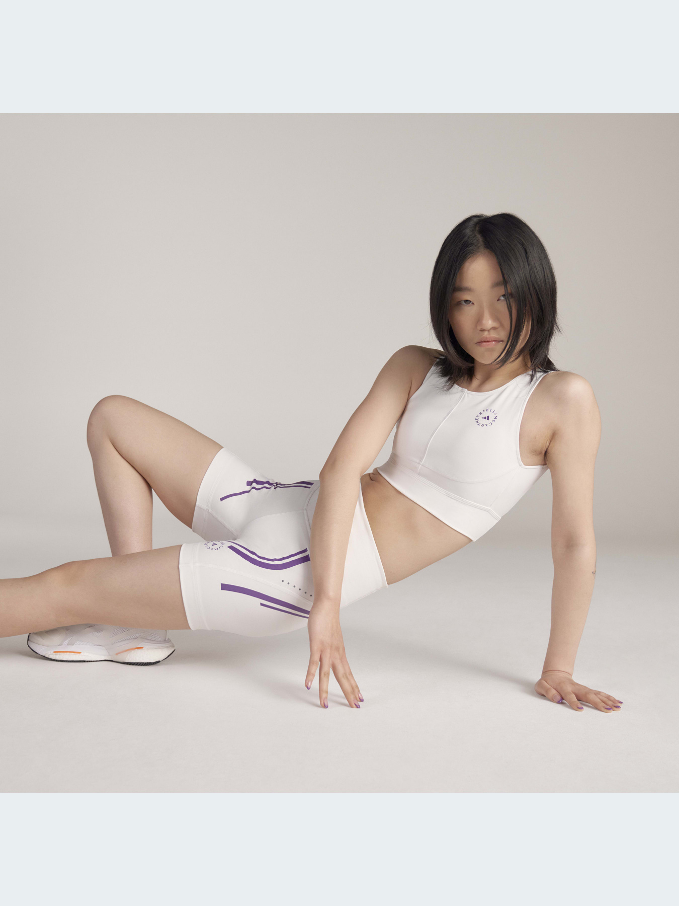 Топ спортивный Adidas модель HI6031 Фото