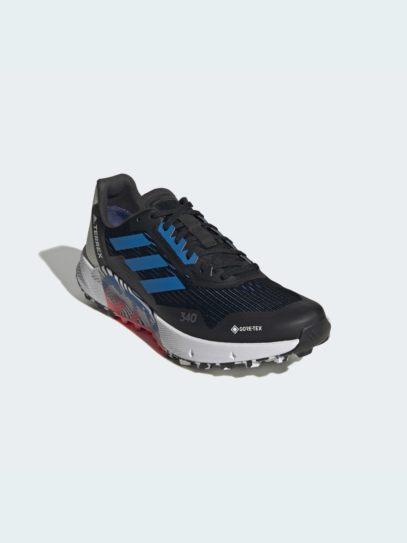 Кроссовки аутдор Adidas модель H03184 Фото