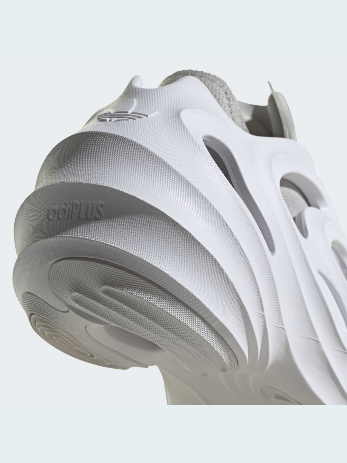 Кросівки Adidas модель HP6584 Фото