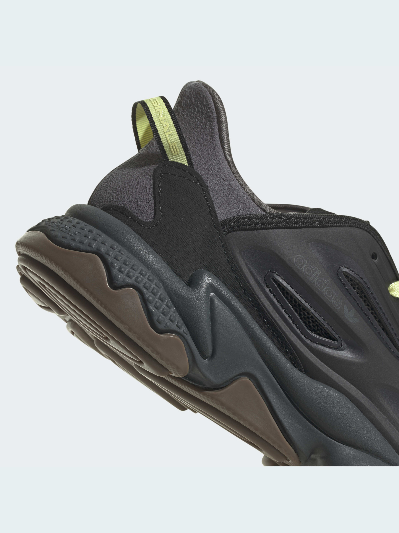 Кроссовки повседневные Adidas Ozweego модель H04235 Фото