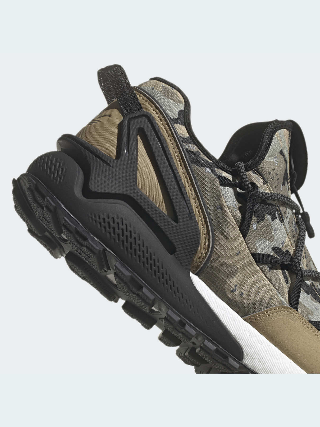 Кросівки повсякденні Adidas модель H05319 Фото