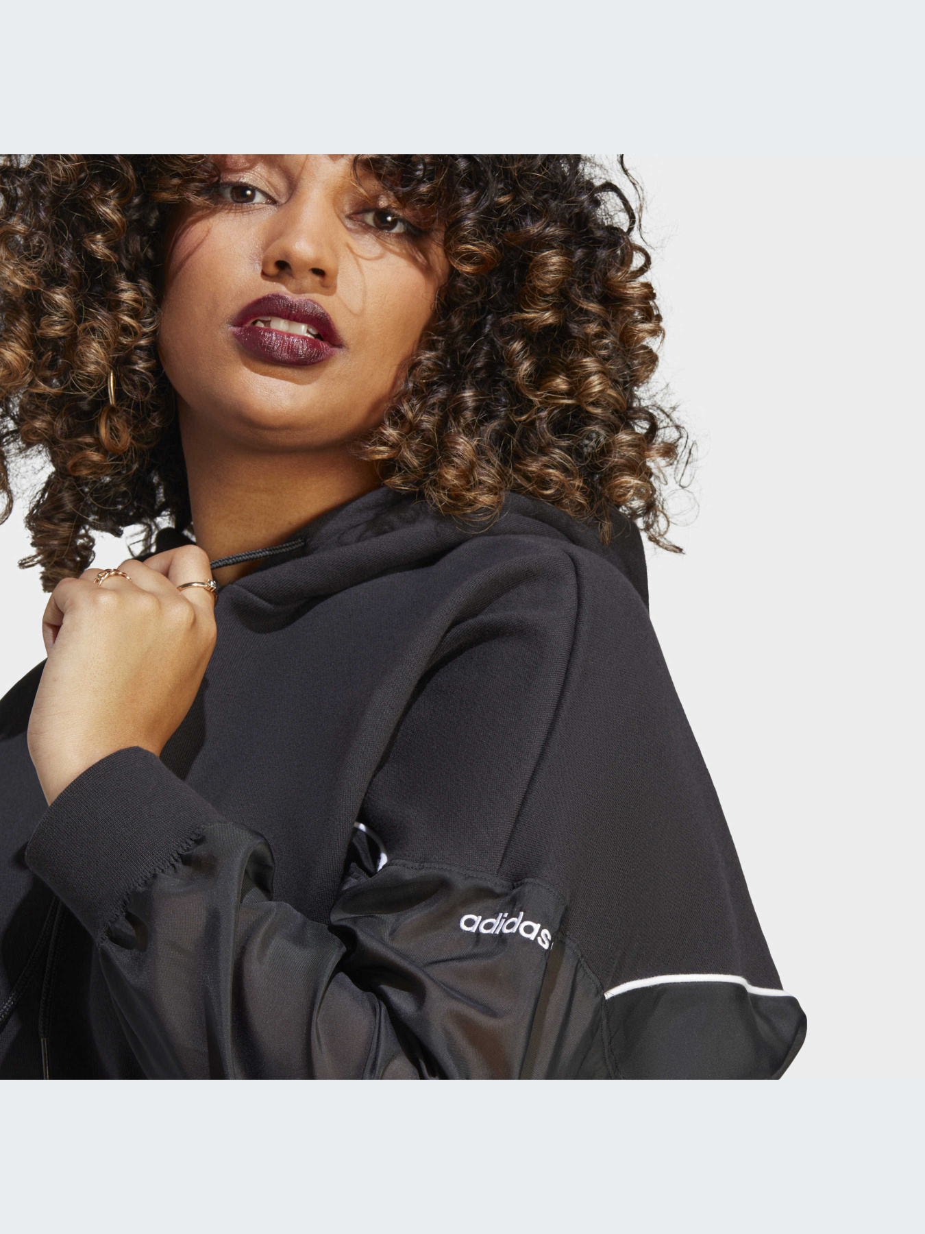 Худи Adidas Adicolor модель IC5380 Фото