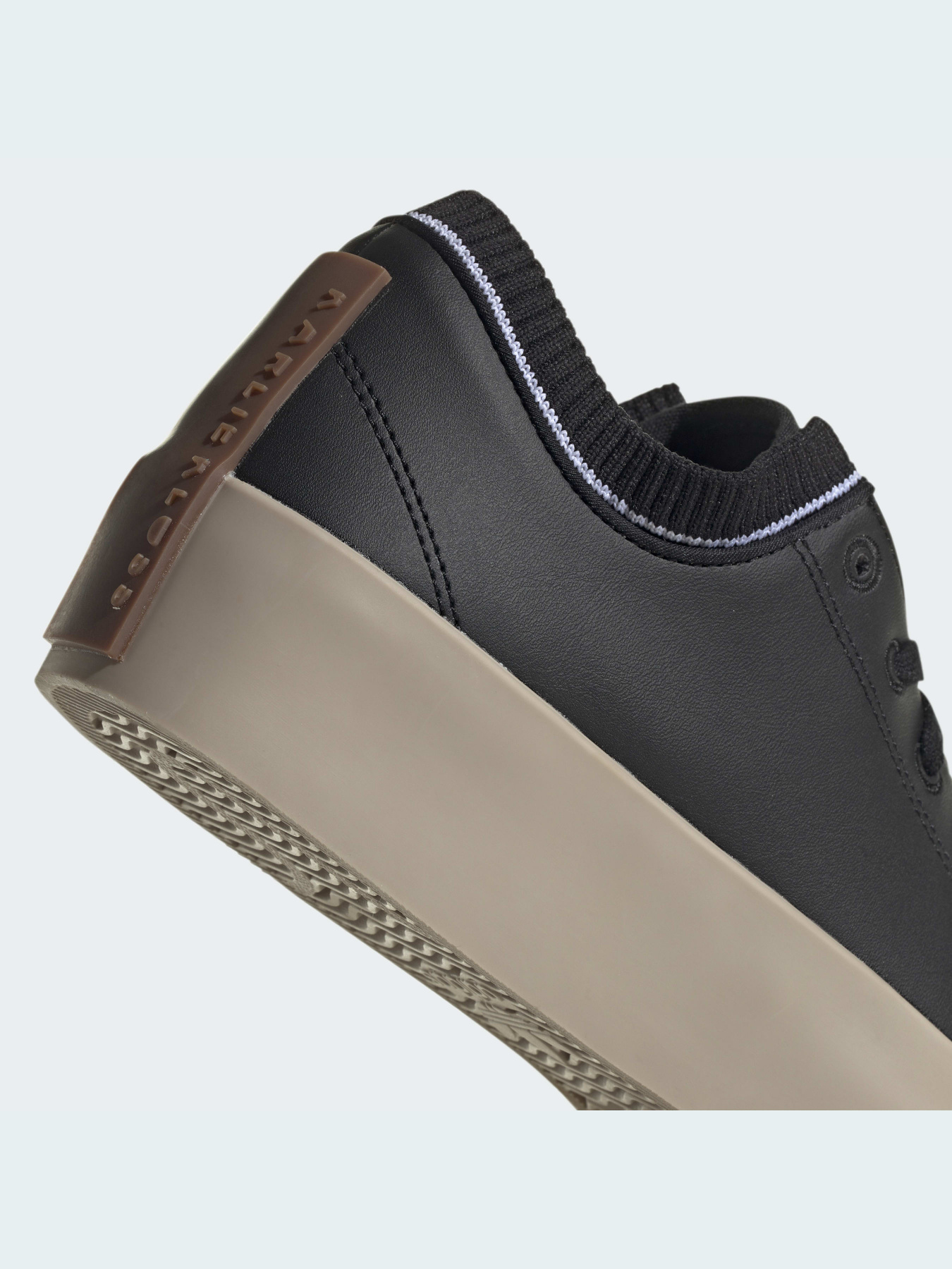 Кеды низкие Adidas Nizza модель GX3738 Фото