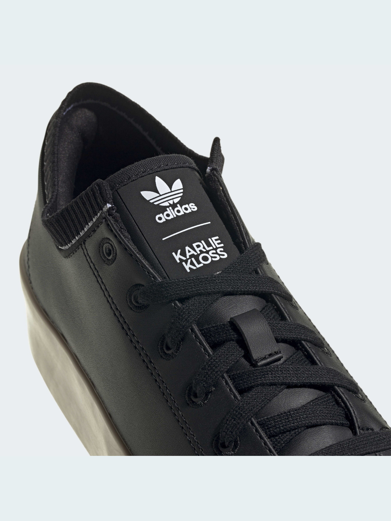 Кеды низкие Adidas Nizza модель GX3738 Кеды низкие Adidas Nizza модель GX3738 Фото
