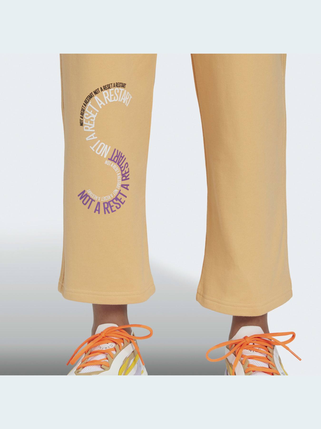 Спортивні штани Adidas модель IB5878 Спортивні штани Adidas модель IB5878 Фото