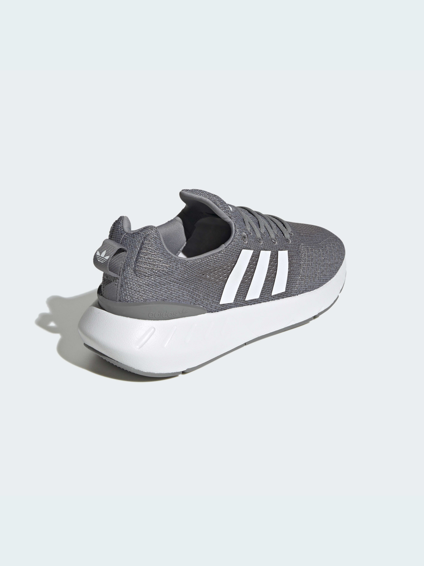 Кроссовки Adidas Swift модель GZ3495 Фото