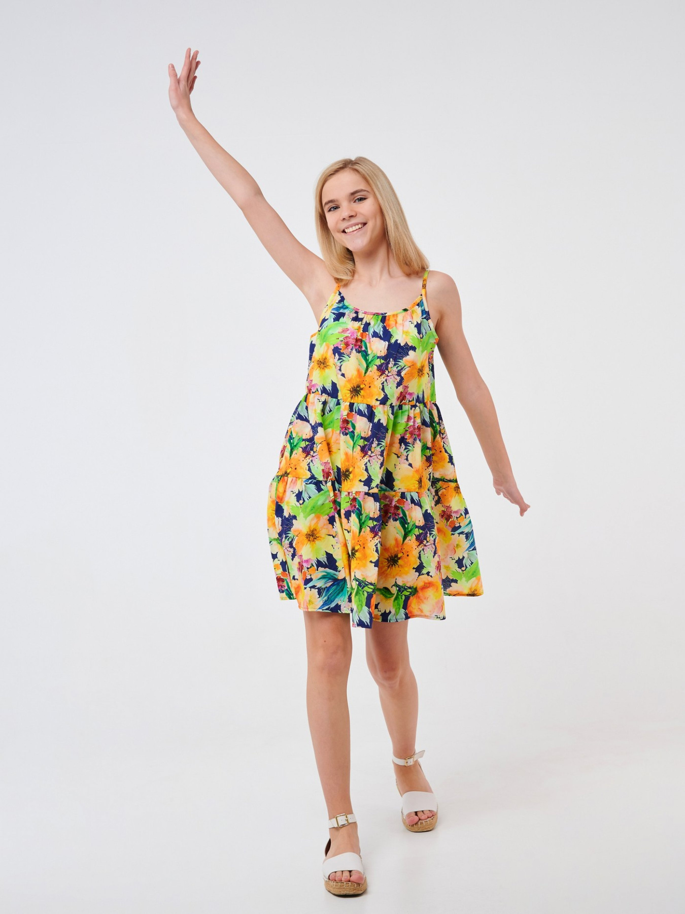 Сарафан SMIL модель smil_120354-cvety-na-temno-sinem Фото