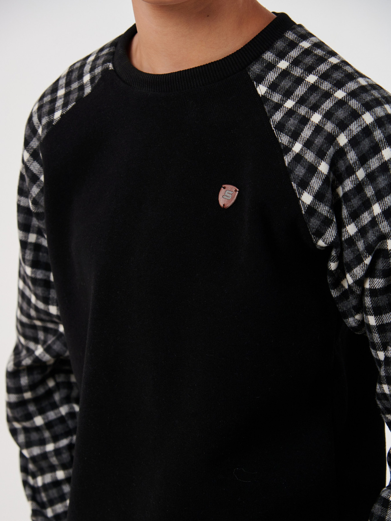 Джемпер SMIL модель smil_116581-cerno-belaa-kletka Фото