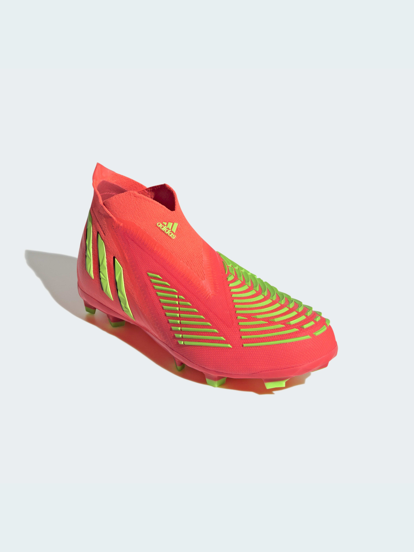 Бутсы Adidas Predator модель GW0971 Бутсы Adidas Predator модель GW0971 Фото