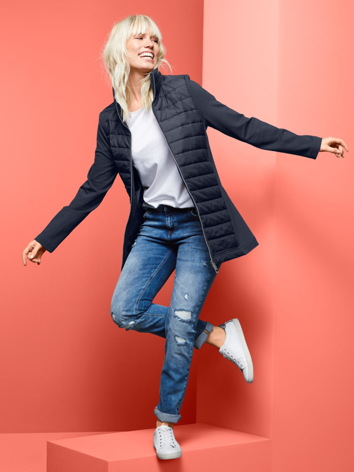 Демісезонна куртка Tchibo модель T1676074688 Фото