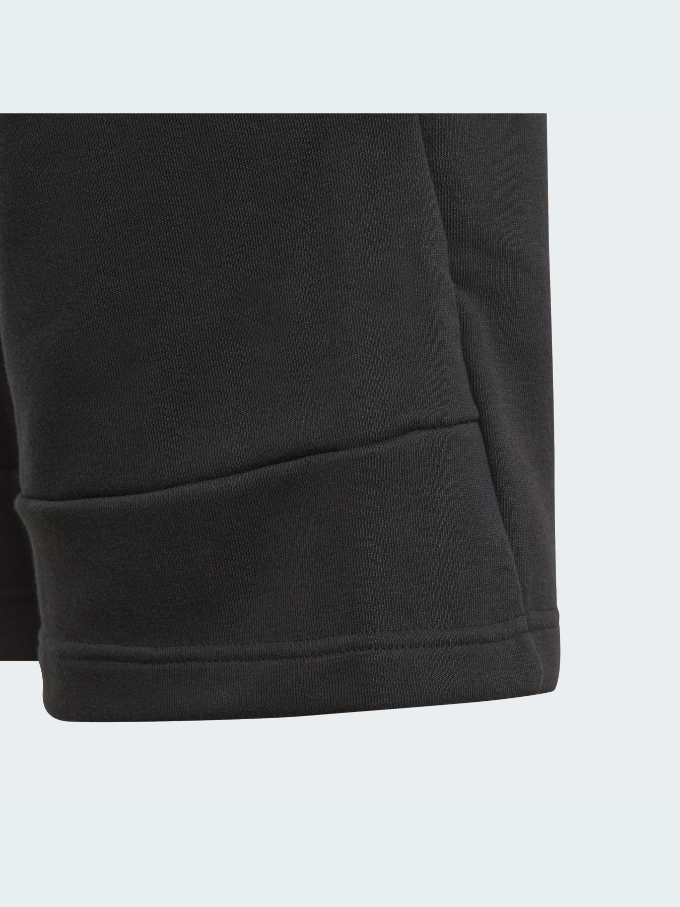 Спортивні шорти Adidas модель GJ6619 Фото