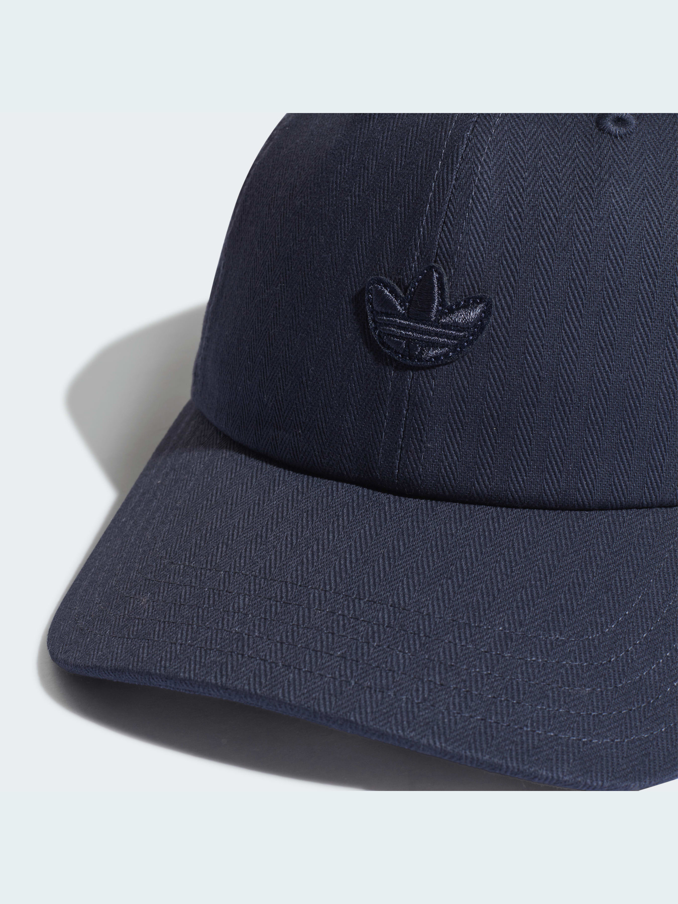 Кепка Adidas Adicolor модель HD9736 Кепка Adidas Adicolor модель HD9736 Фото