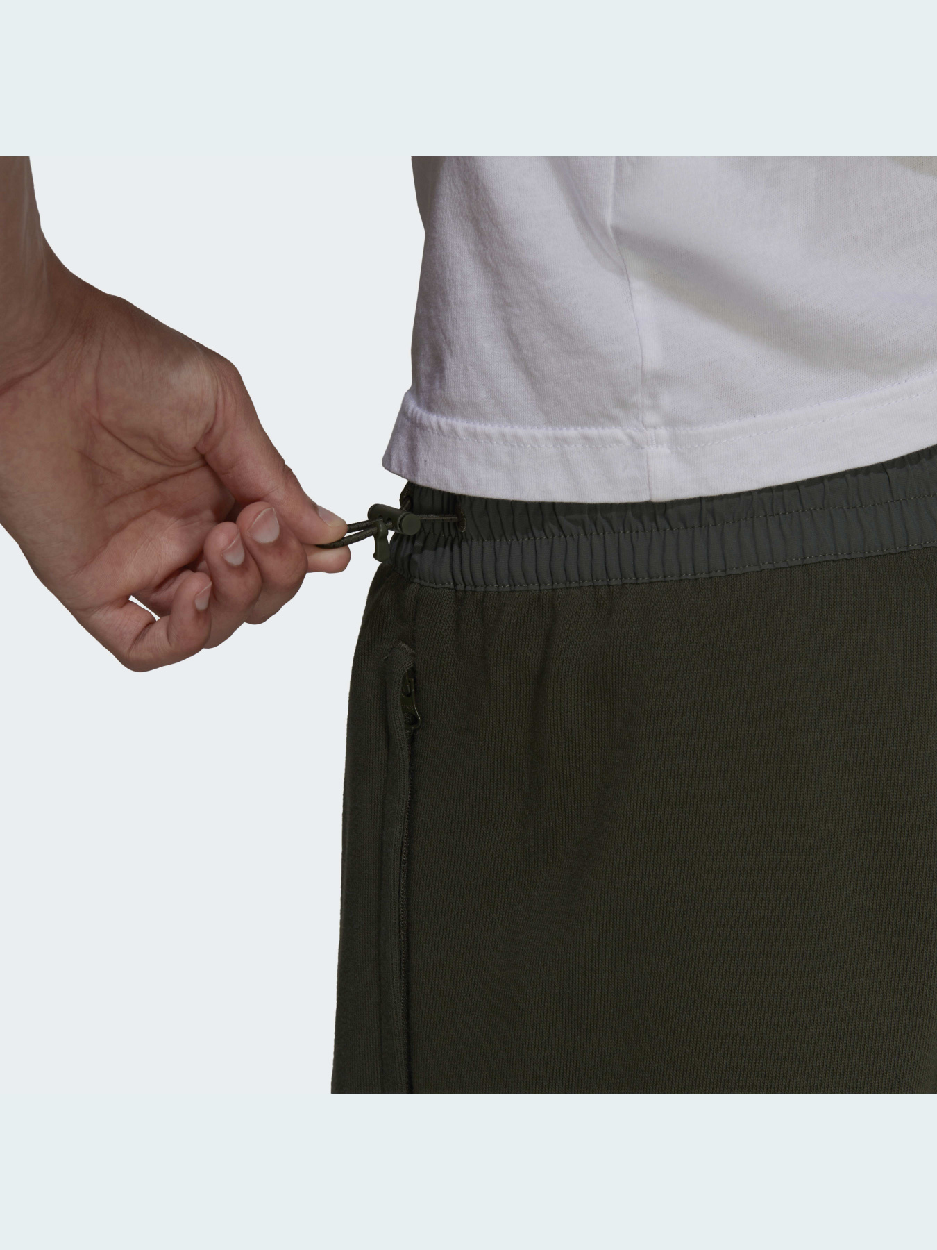 Повседневные шорты Adidas Adventure модель HF4768 Фото