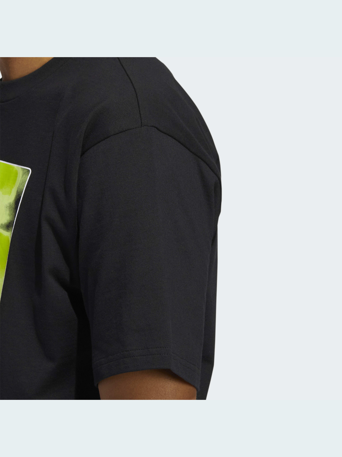 Футболка Adidas Graphics модель HC2128 Фото