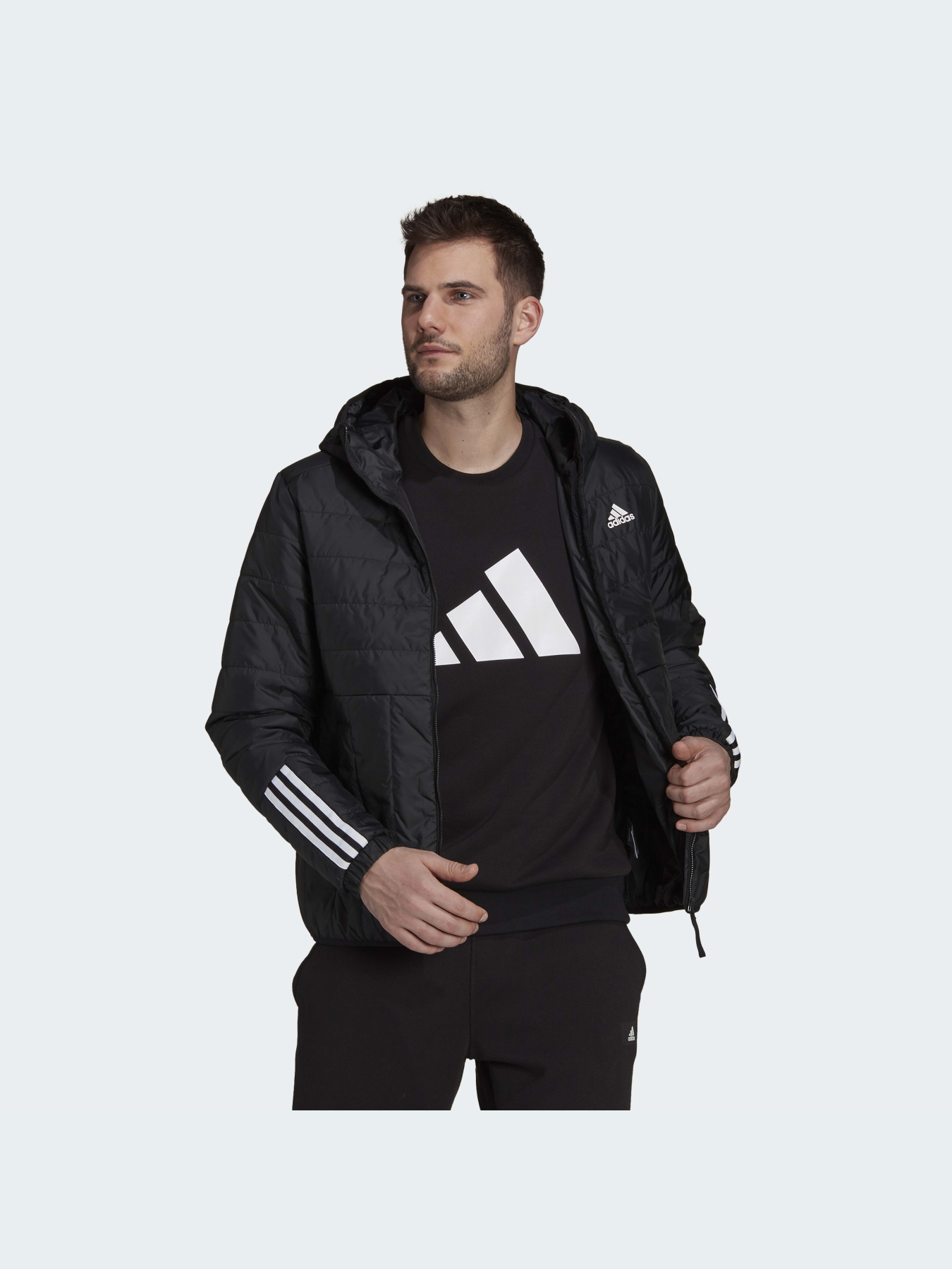 Демісезонна куртка Adidas 3 Stripes модель GT1681 Демісезонна куртка Adidas 3 Stripes модель GT1681 Фото