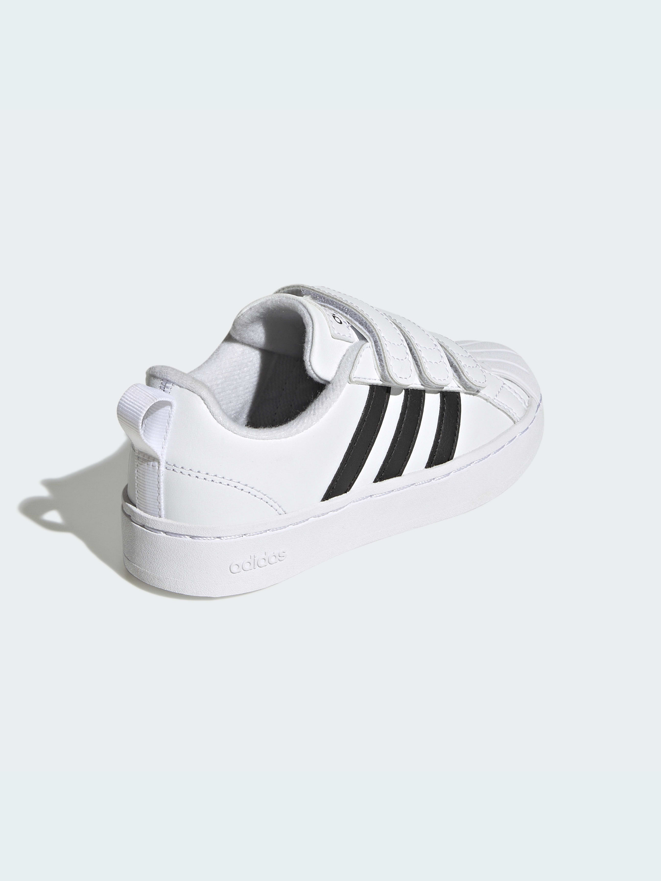 Кросівки повсякденні Adidas модель GW6477 Фото