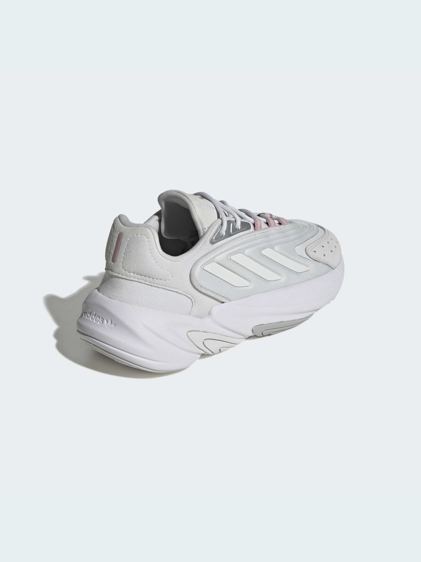 Кроссовки Adidas Ozweego модель GW0612 Фото