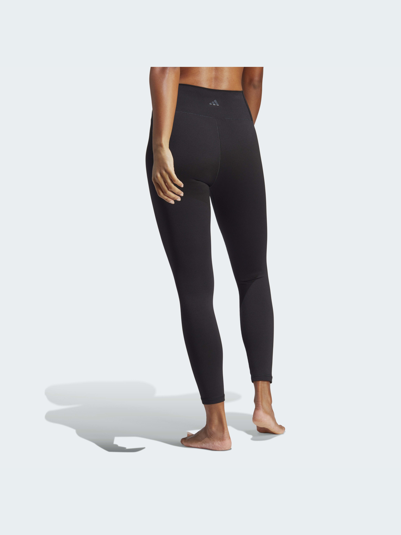 Спортивные леггинсы Adidas модель HS9933 Спортивные леггинсы Adidas модель HS9933 Фото