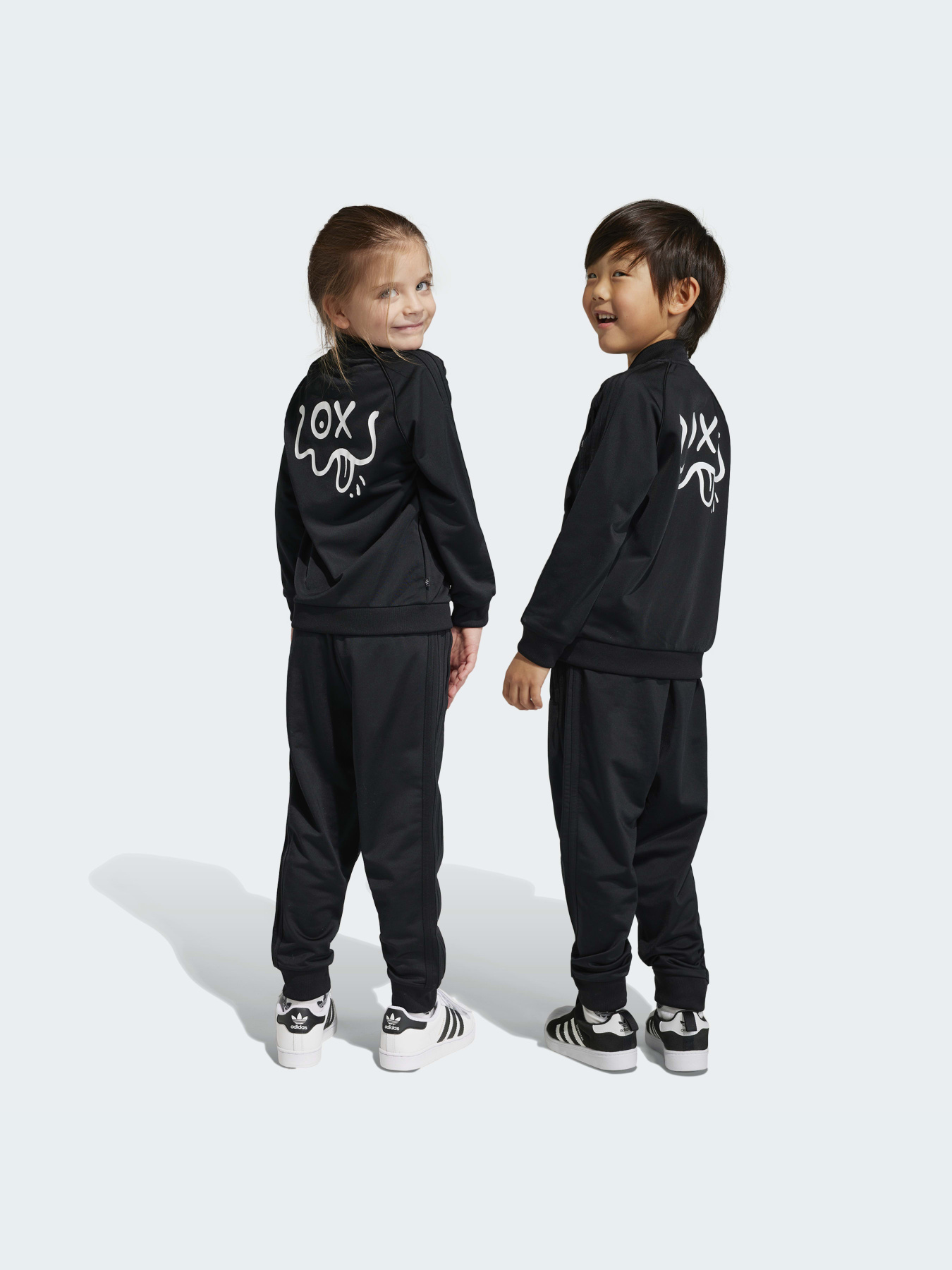 Спортивный костюм Adidas модель IB8629 Фото