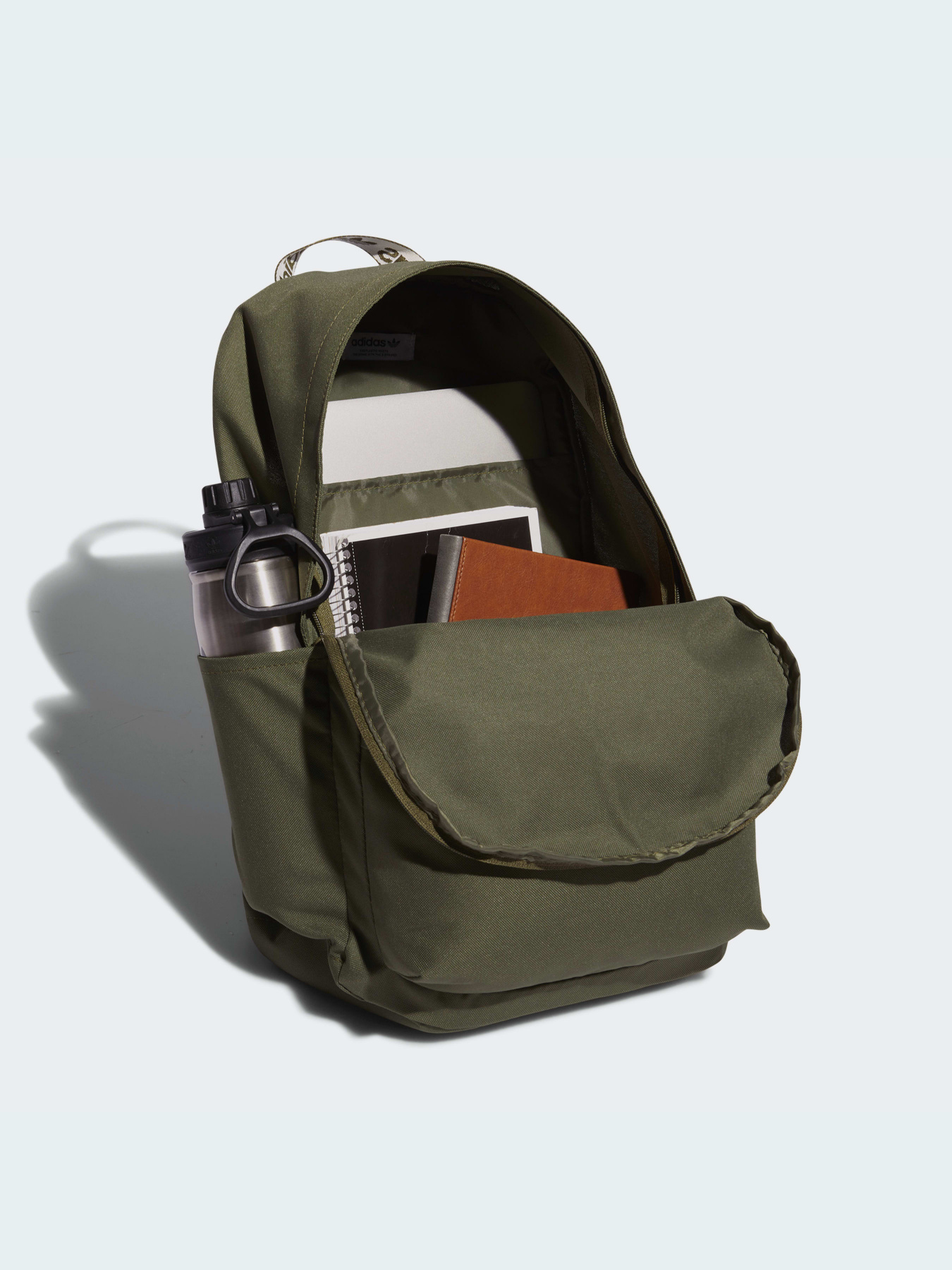 Повседневный рюкзак Adidas Adicolor модель HK2624 Фото