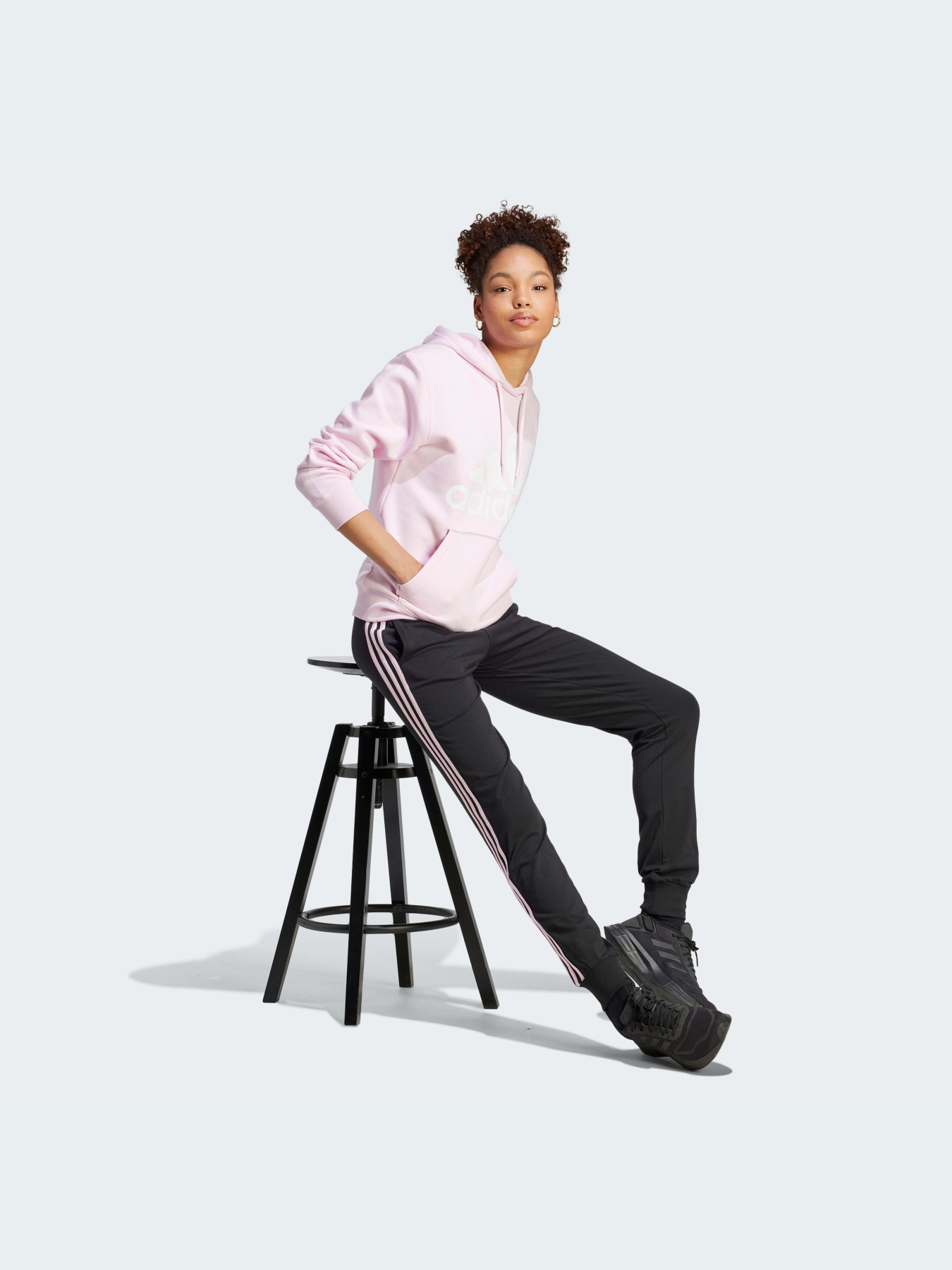 Джоггеры Adidas модель IM2801 Фото