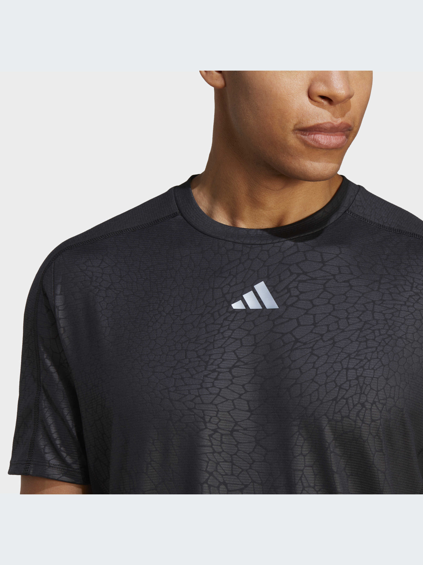 Спортивная футболка Adidas модель HS7509 Фото