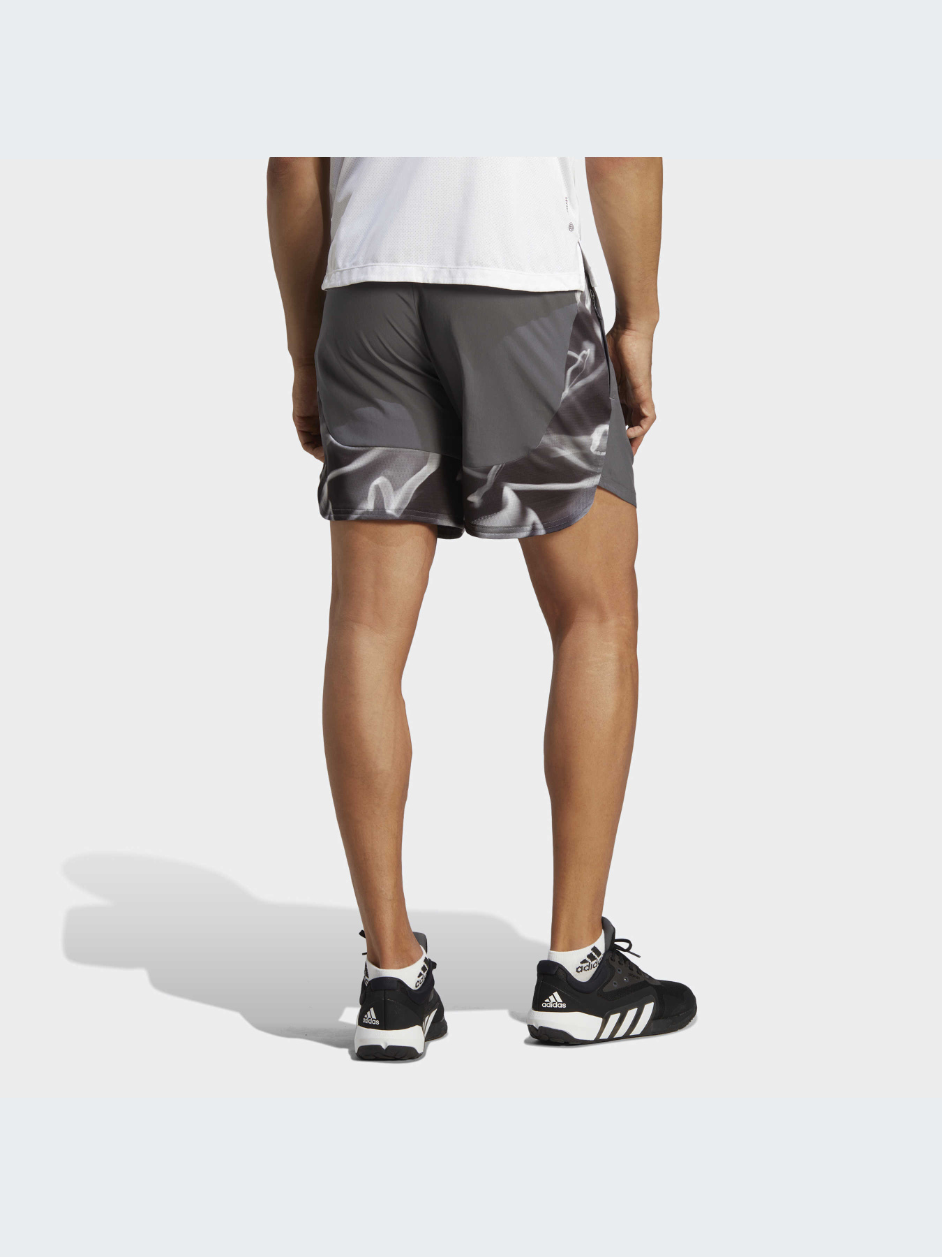 Шорты спортивные Adidas модель IB7913 Фото