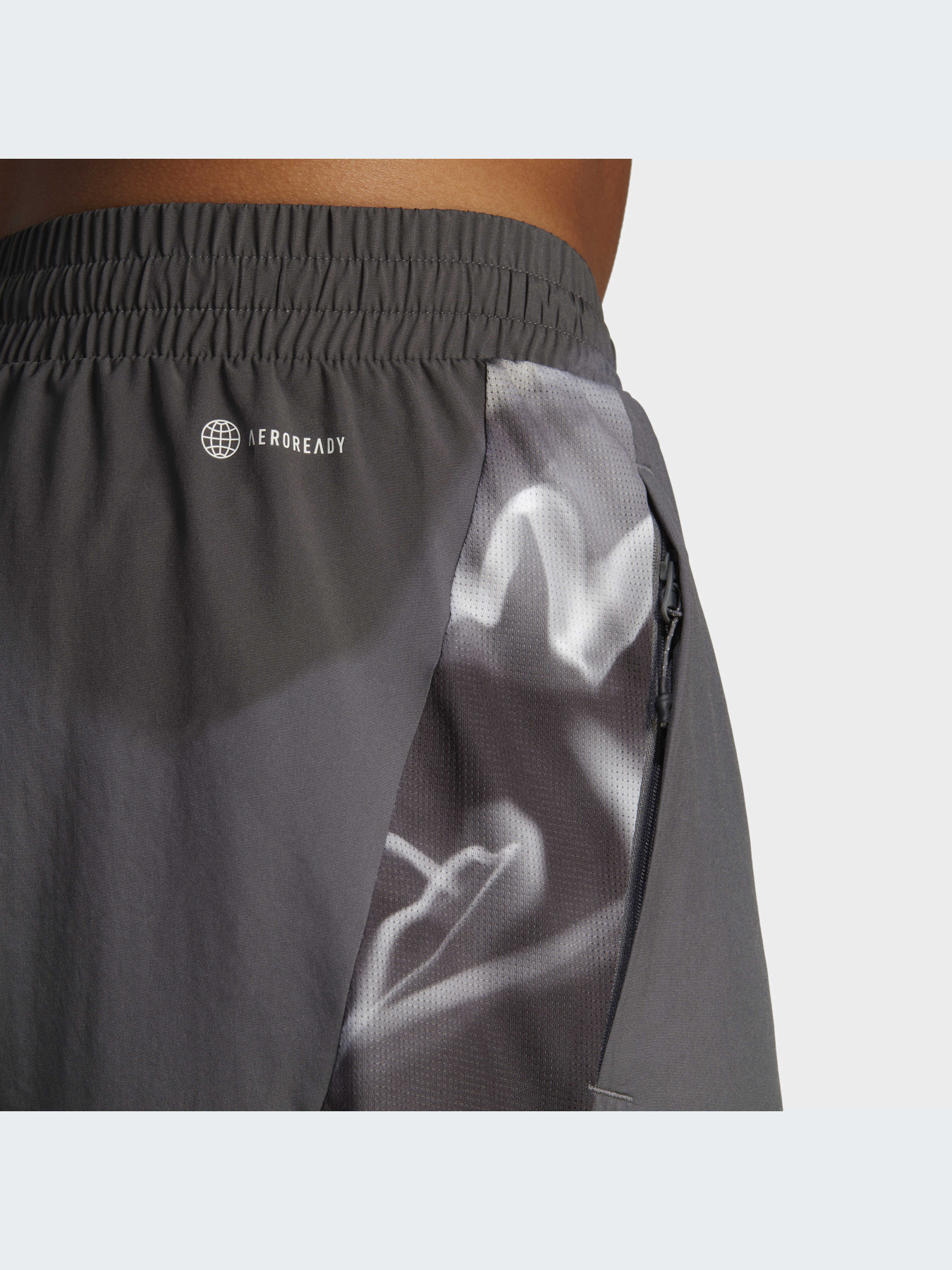 Шорты спортивные Adidas модель IB7913 Фото