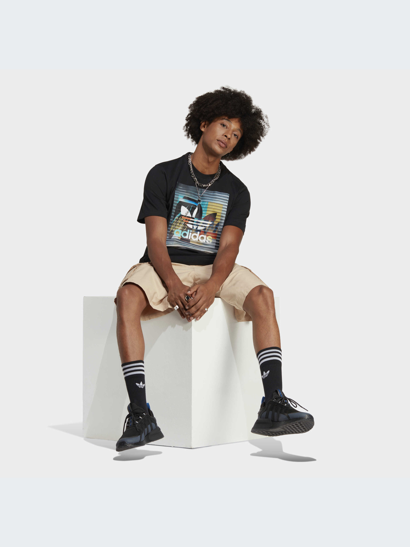 Футболка Adidas Graphics модель IC5729 Фото