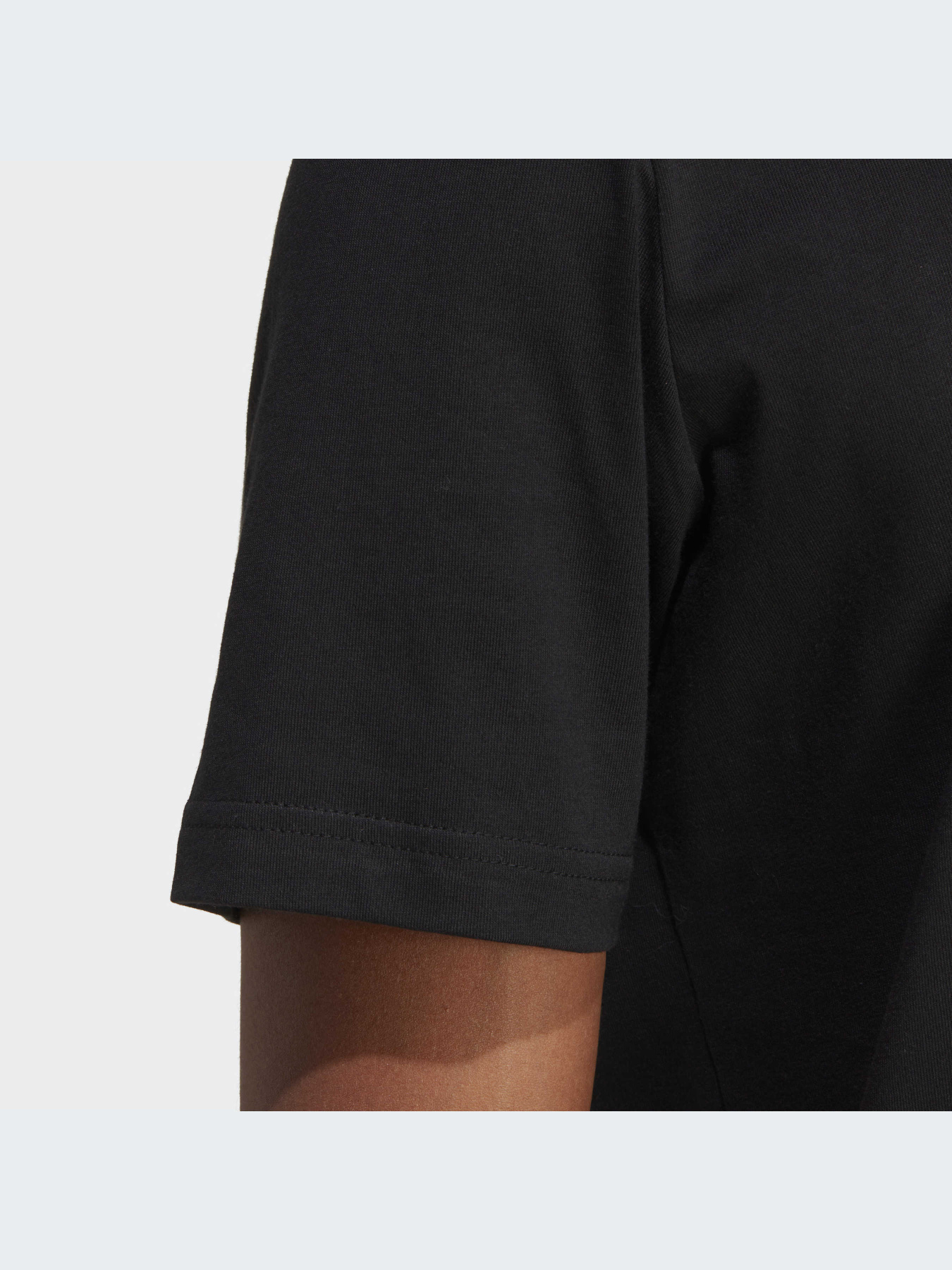 Футболка Adidas Graphics модель IC5729 Фото